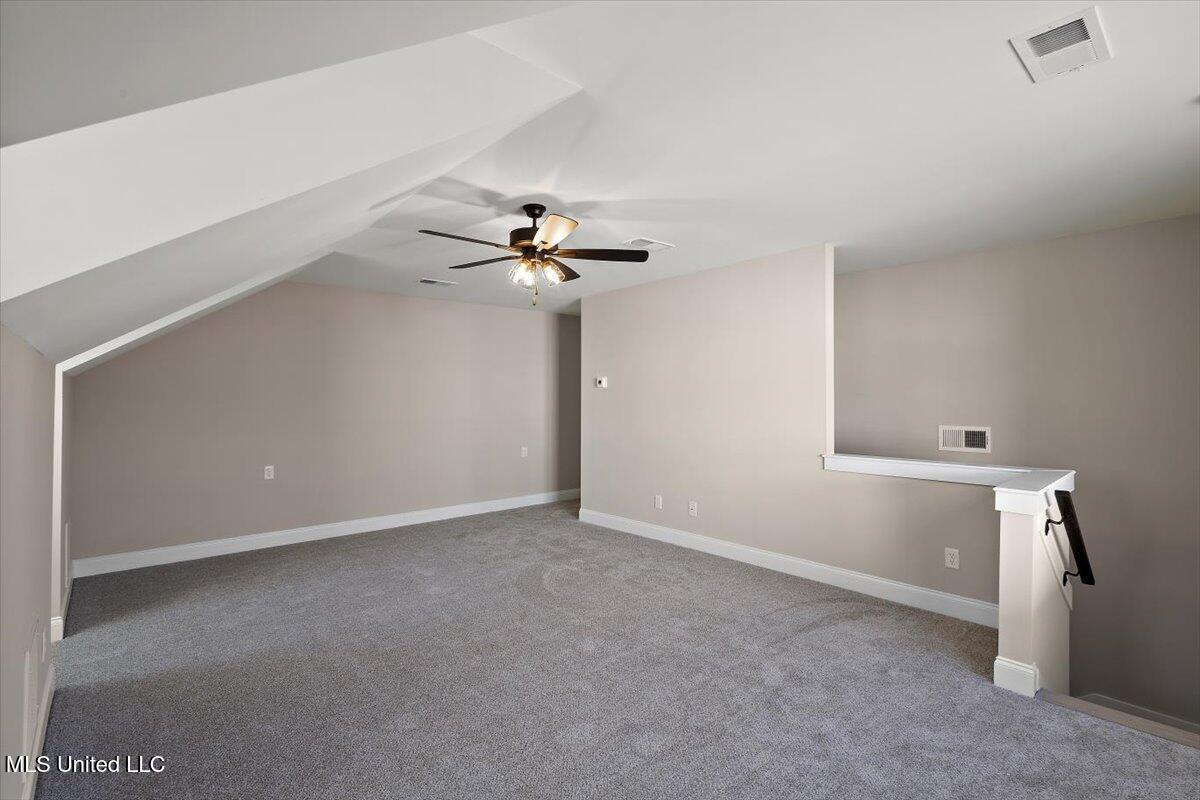 1184 Creekside Lane Property Photo 31