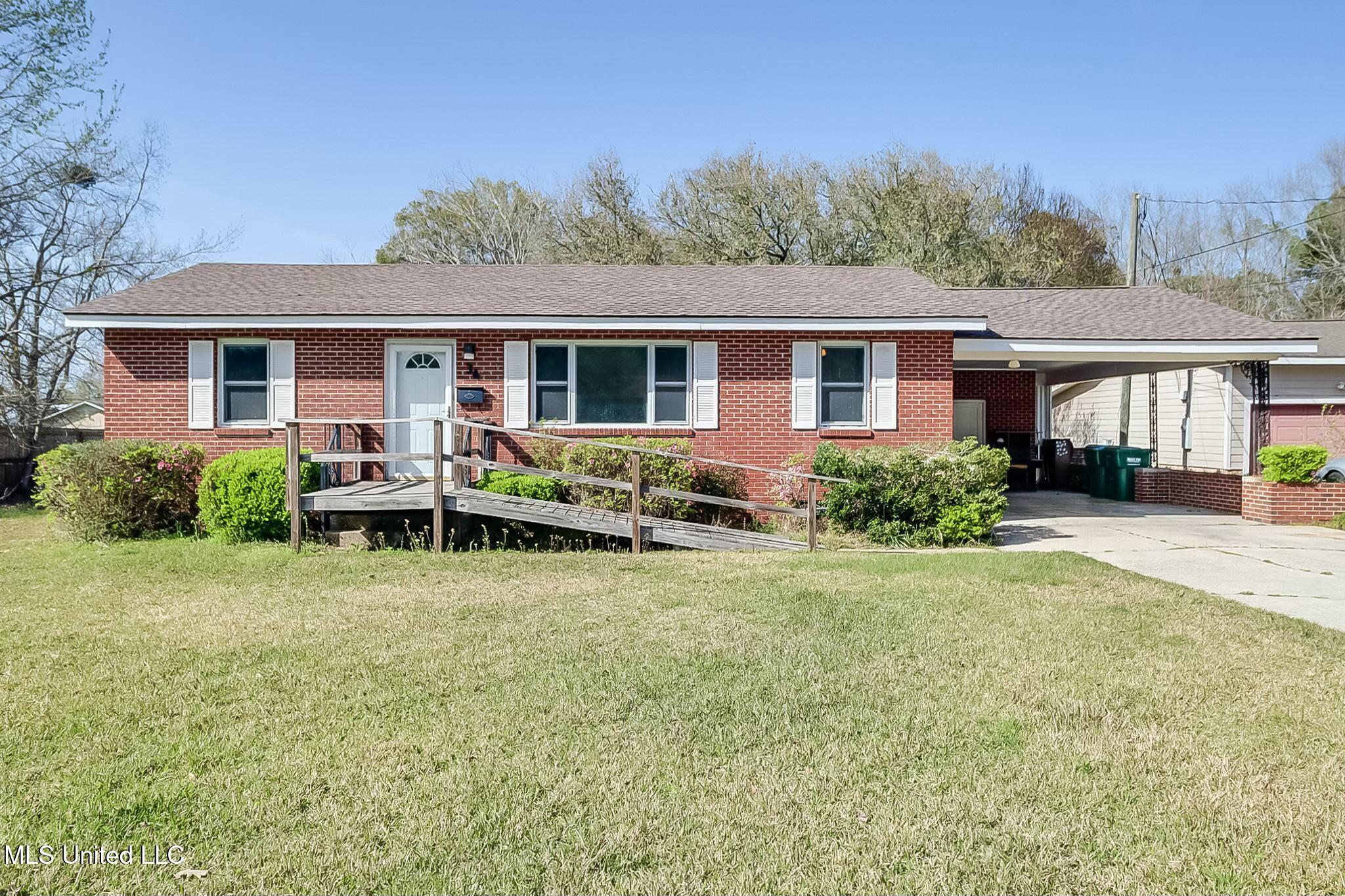 34 37th Street Property Photo
