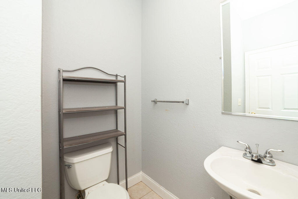 9261 Kiln Waveland Cutoff Road Property Photo 21