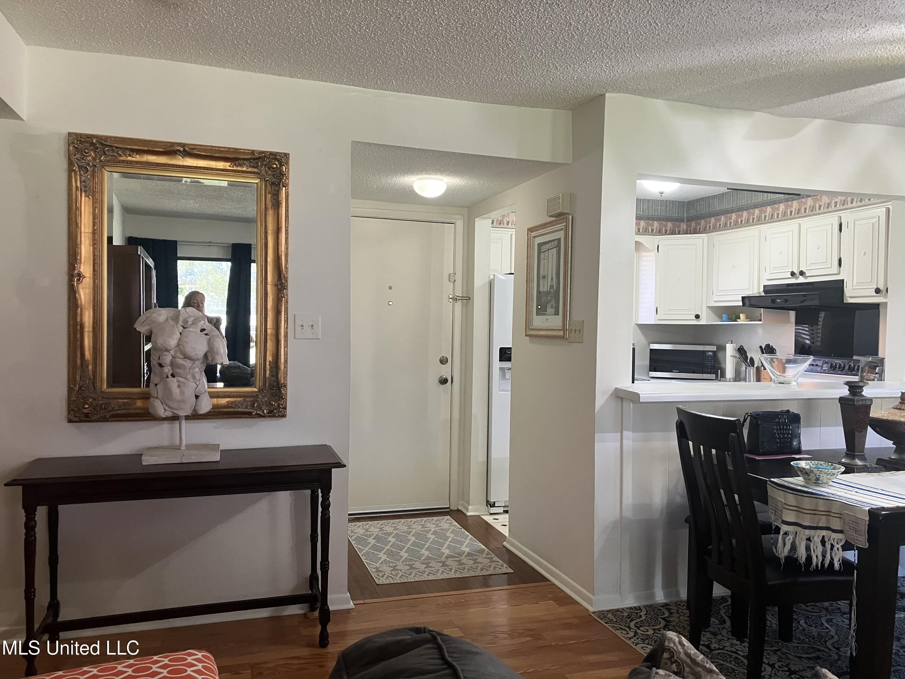 107 Molokai Village Property Photo 8