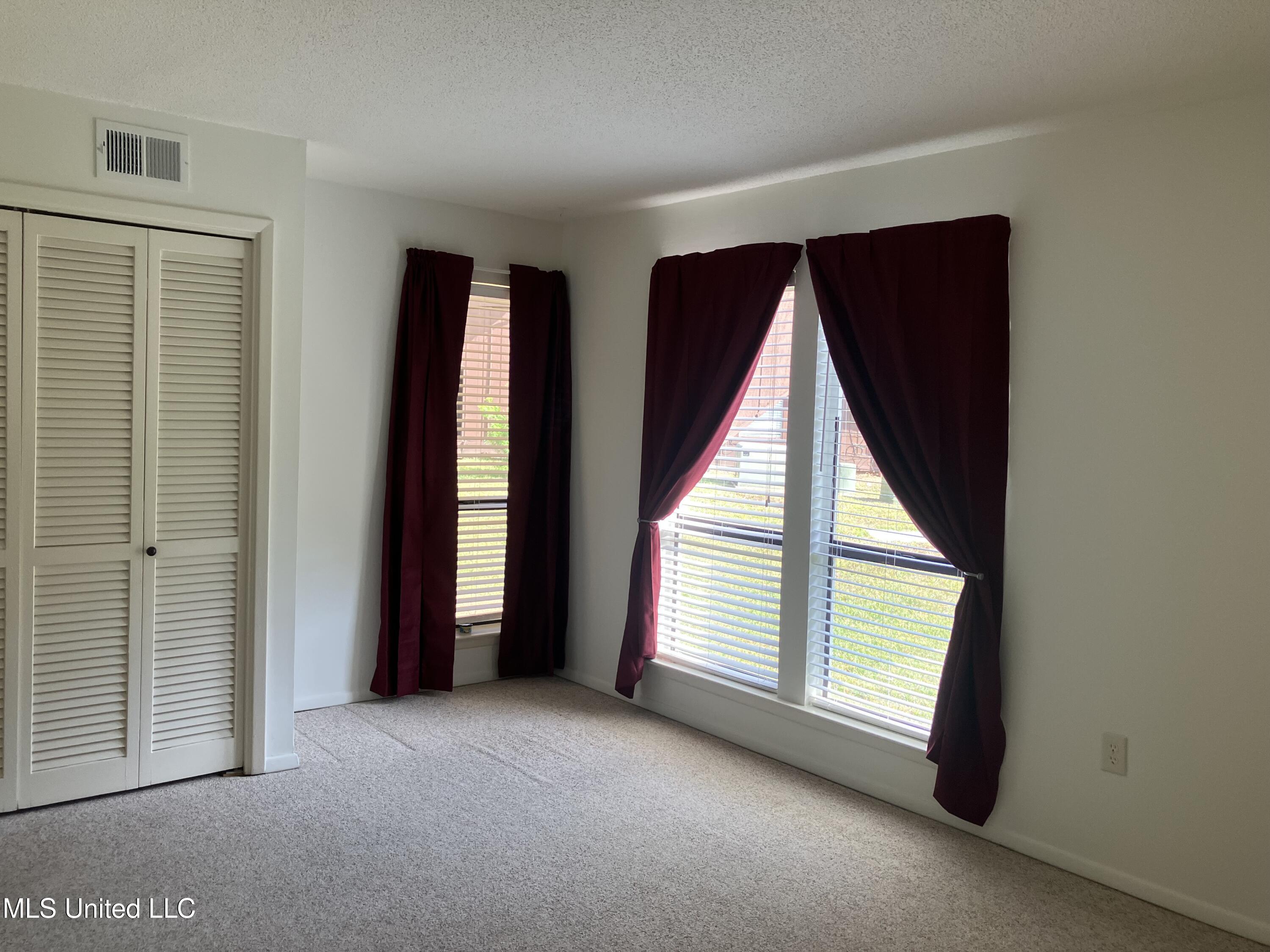 107 Molokai Village Property Photo 9