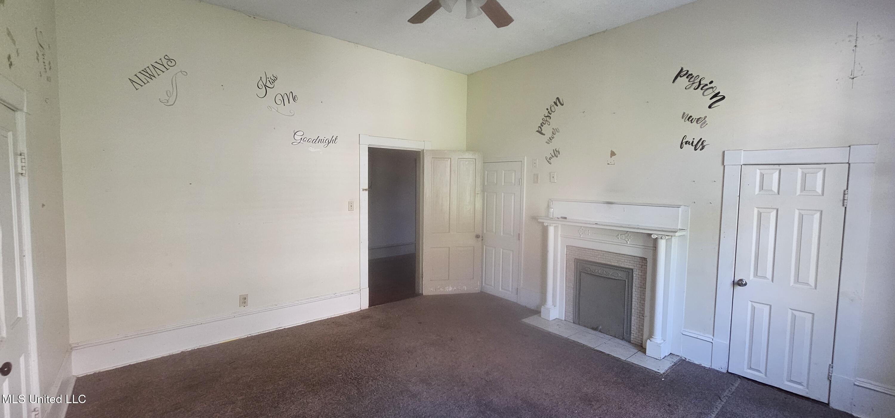 220 Calhoun Avenue Property Photo 3