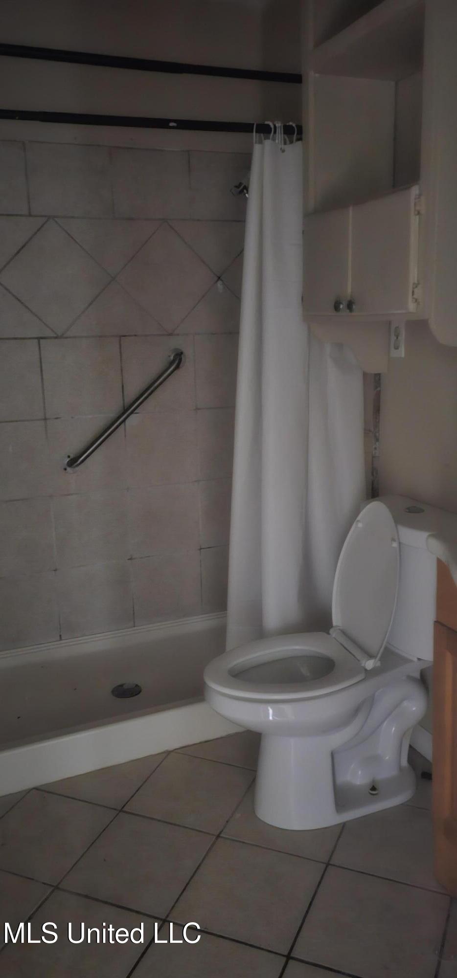220 Calhoun Avenue Property Photo 11