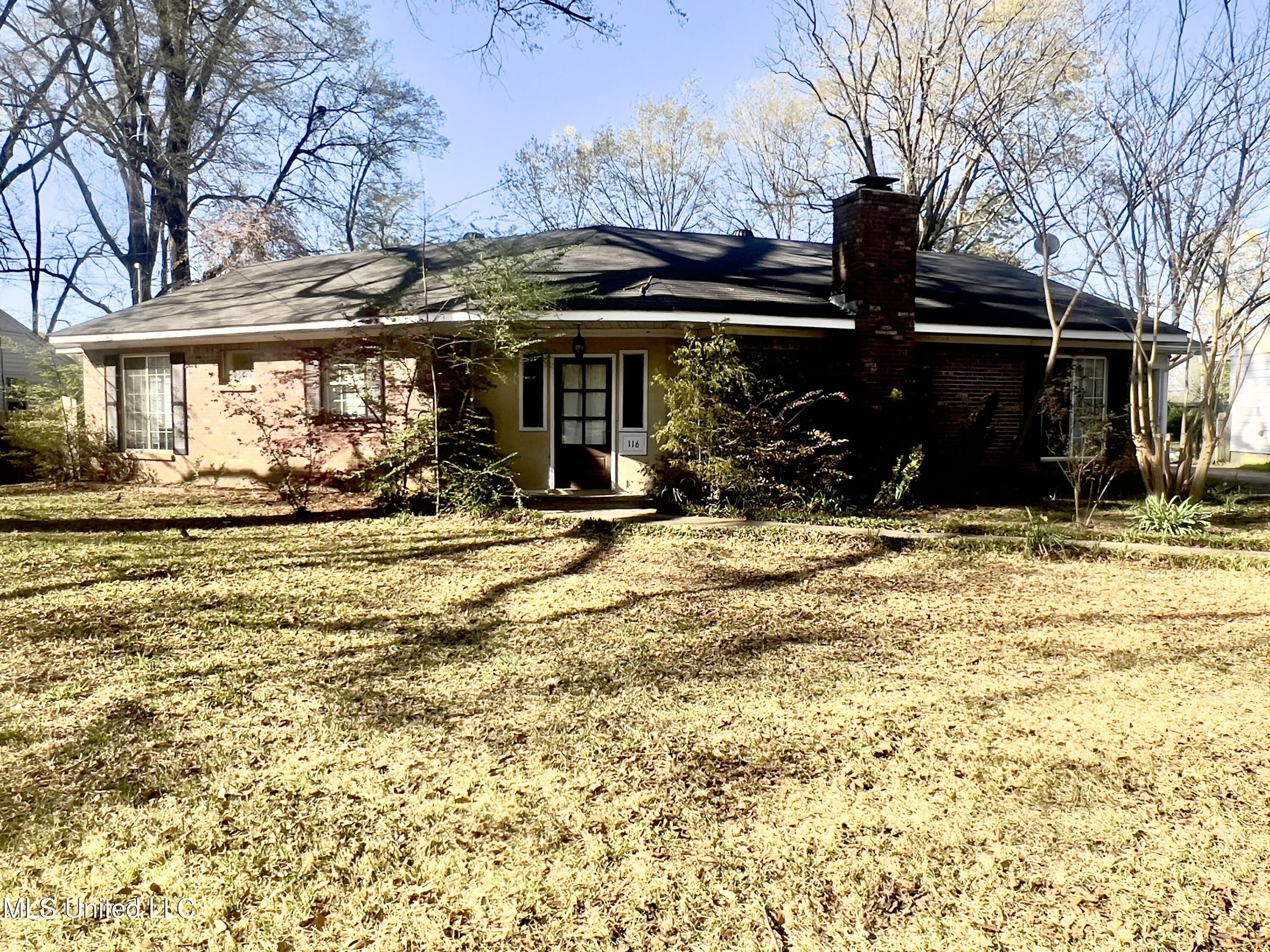 116 E Tate Street Property Photo 1