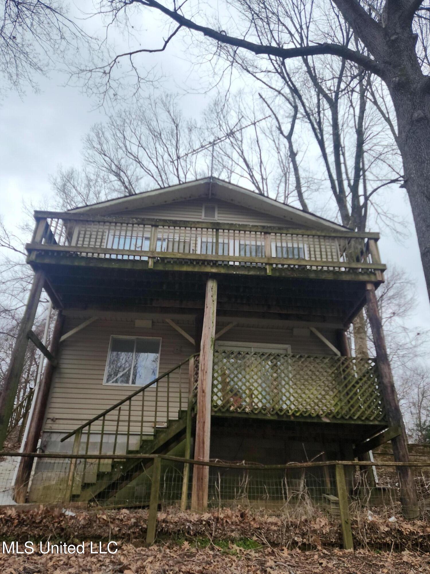 3222 High Road Property Photo 1