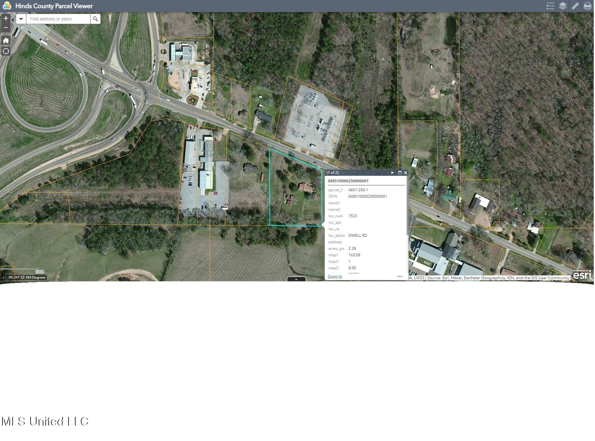 7523 Siwell Road Property Photo 3