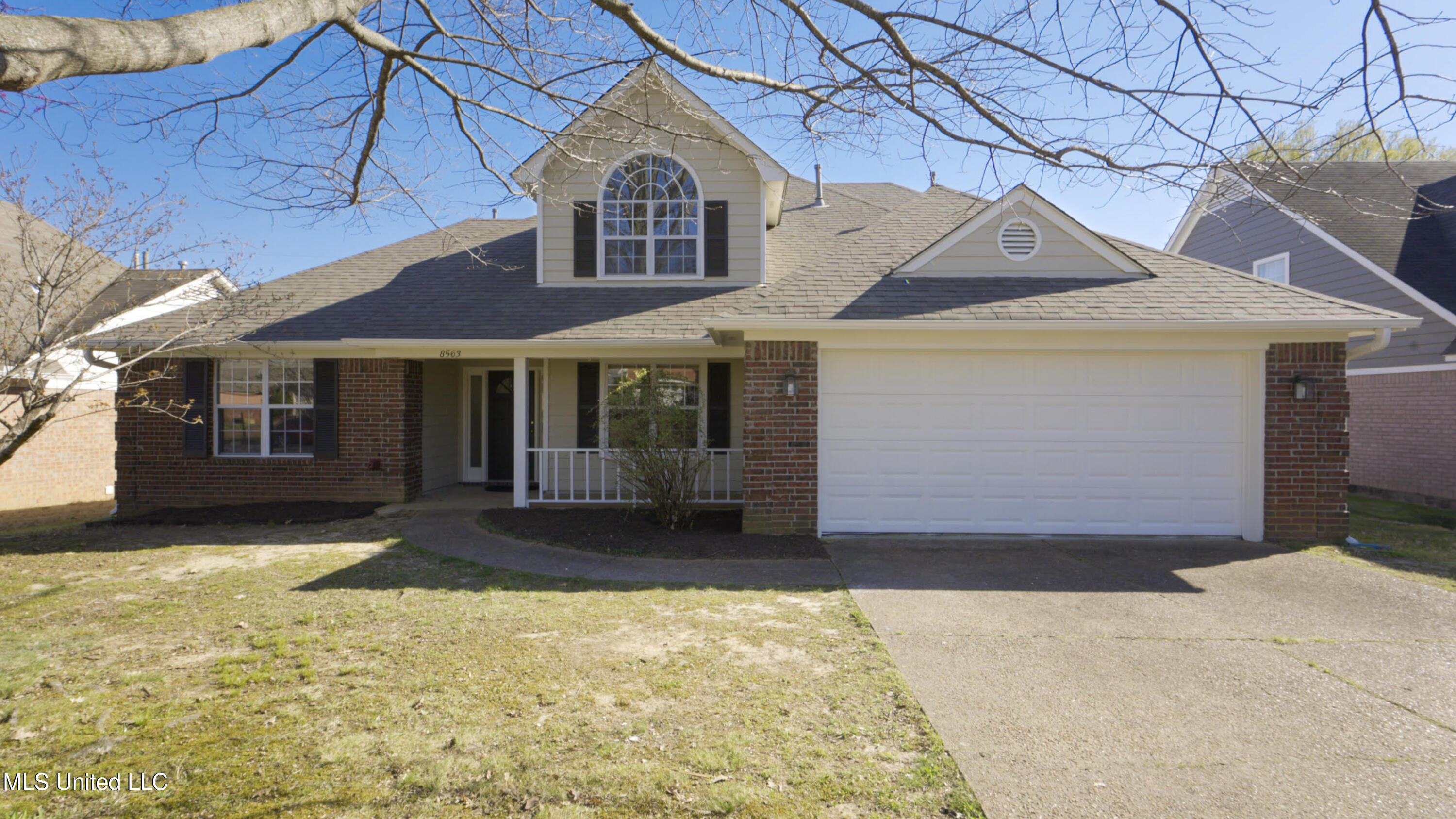 8563 N Sun Vista Drive Property Photo 1