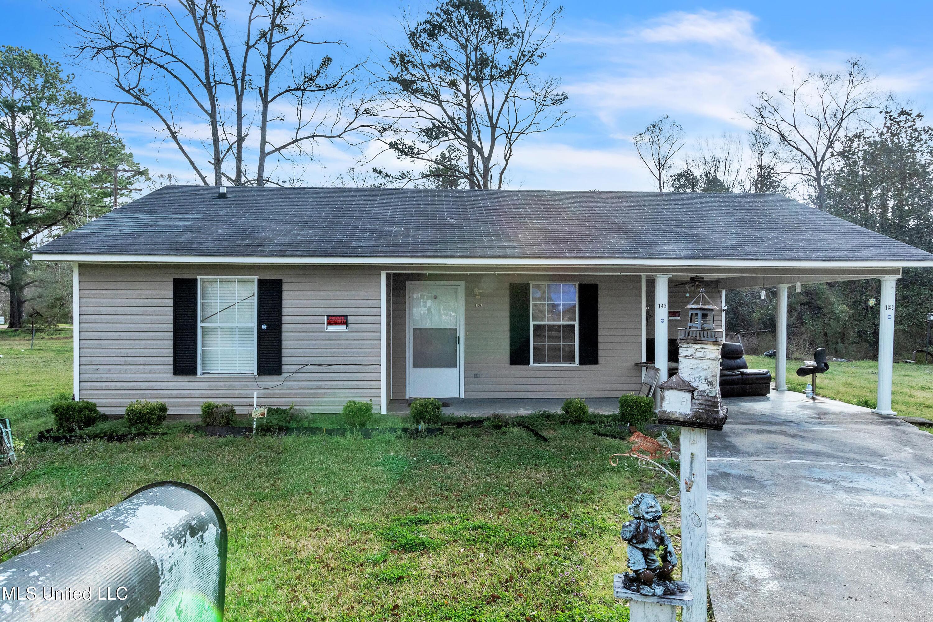 143 I Street Property Photo