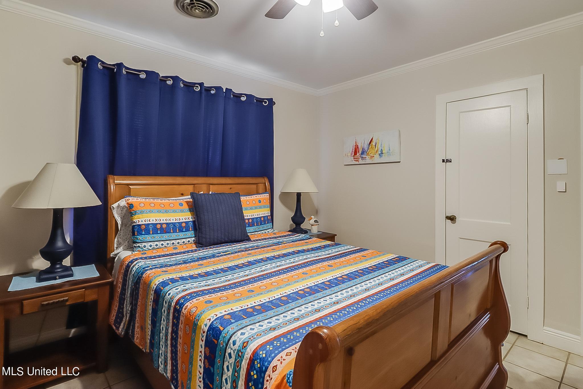 121 E Second Street Property Photo 14