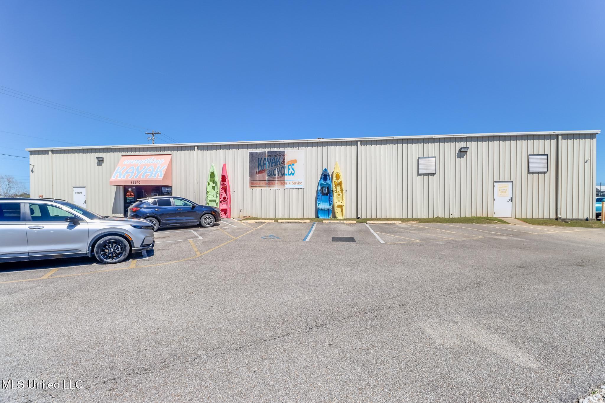 15240 Creosote Road Property Photo 1