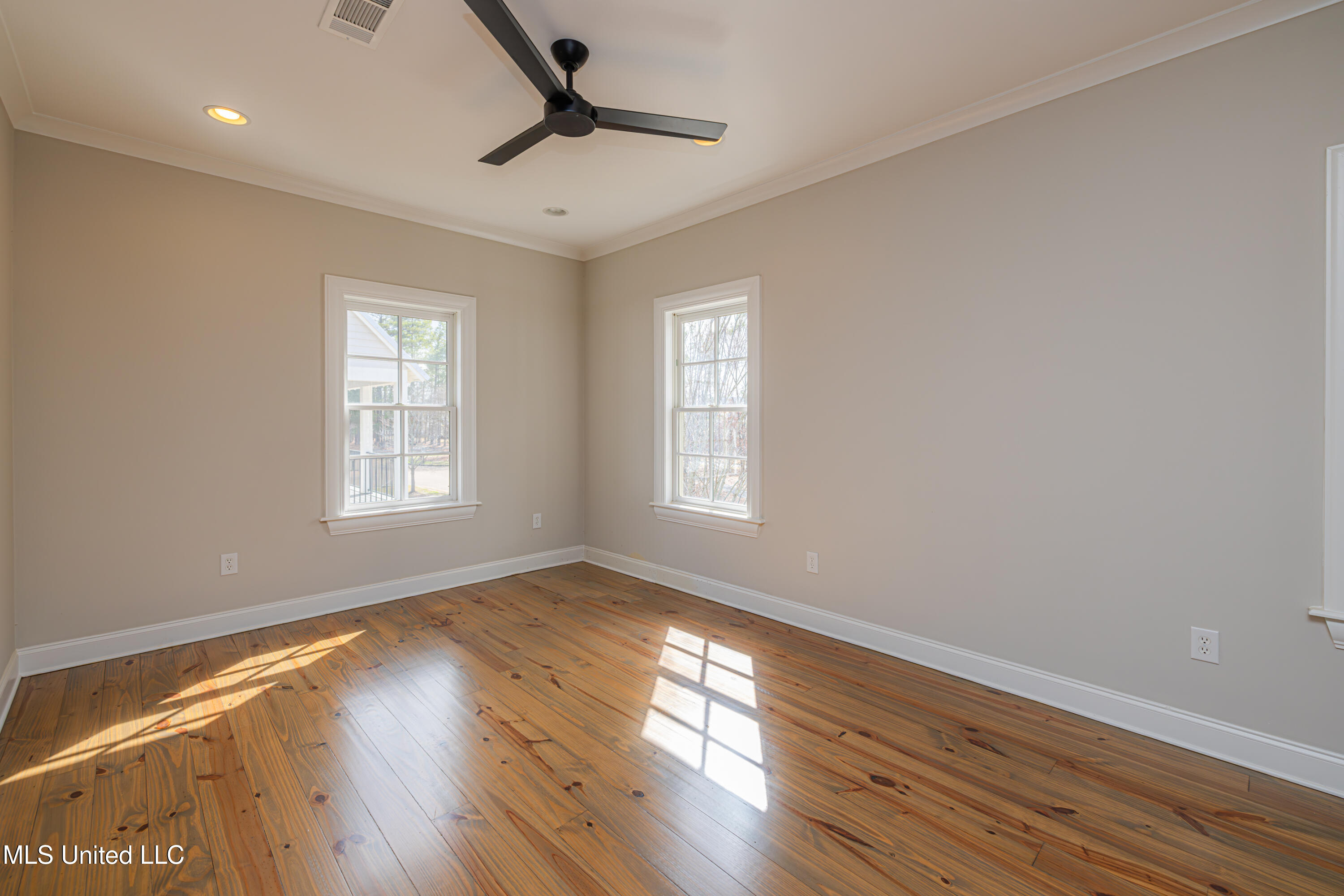130 W Florida Boulevard Property Photo 18