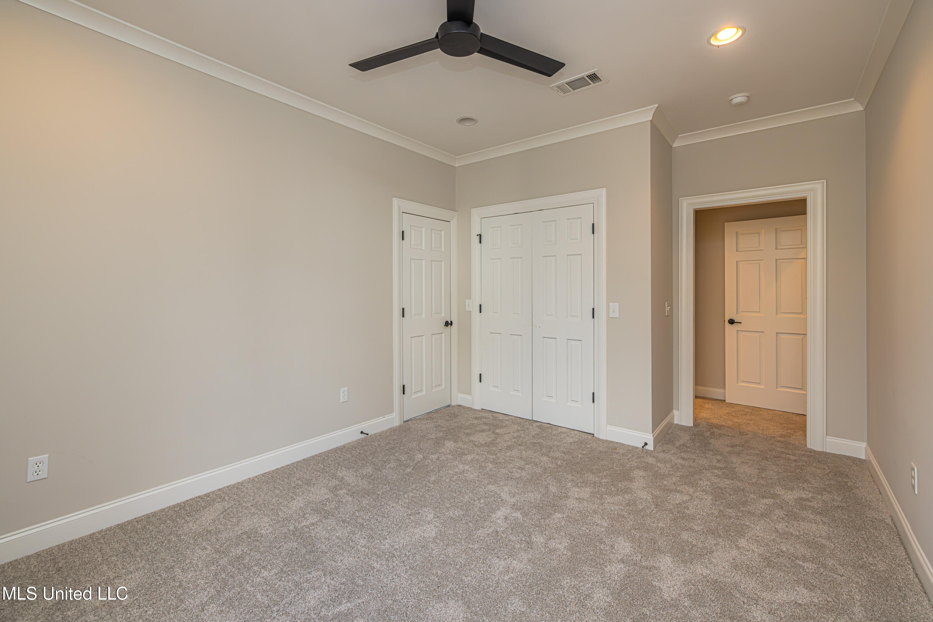 130 W Florida Boulevard Property Photo 22