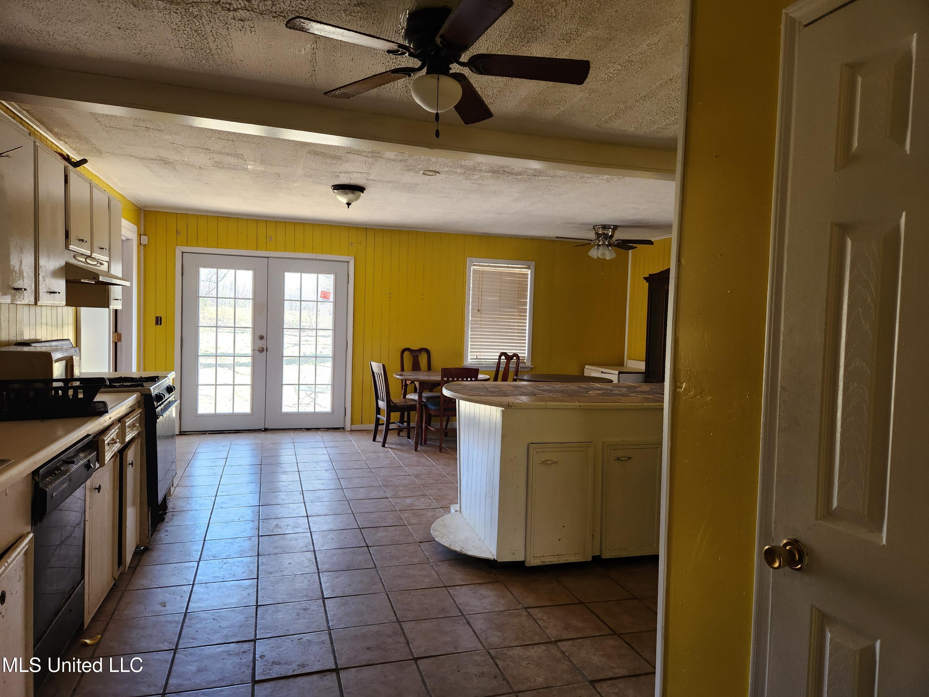 1152 Ms-16 Property Photo 14