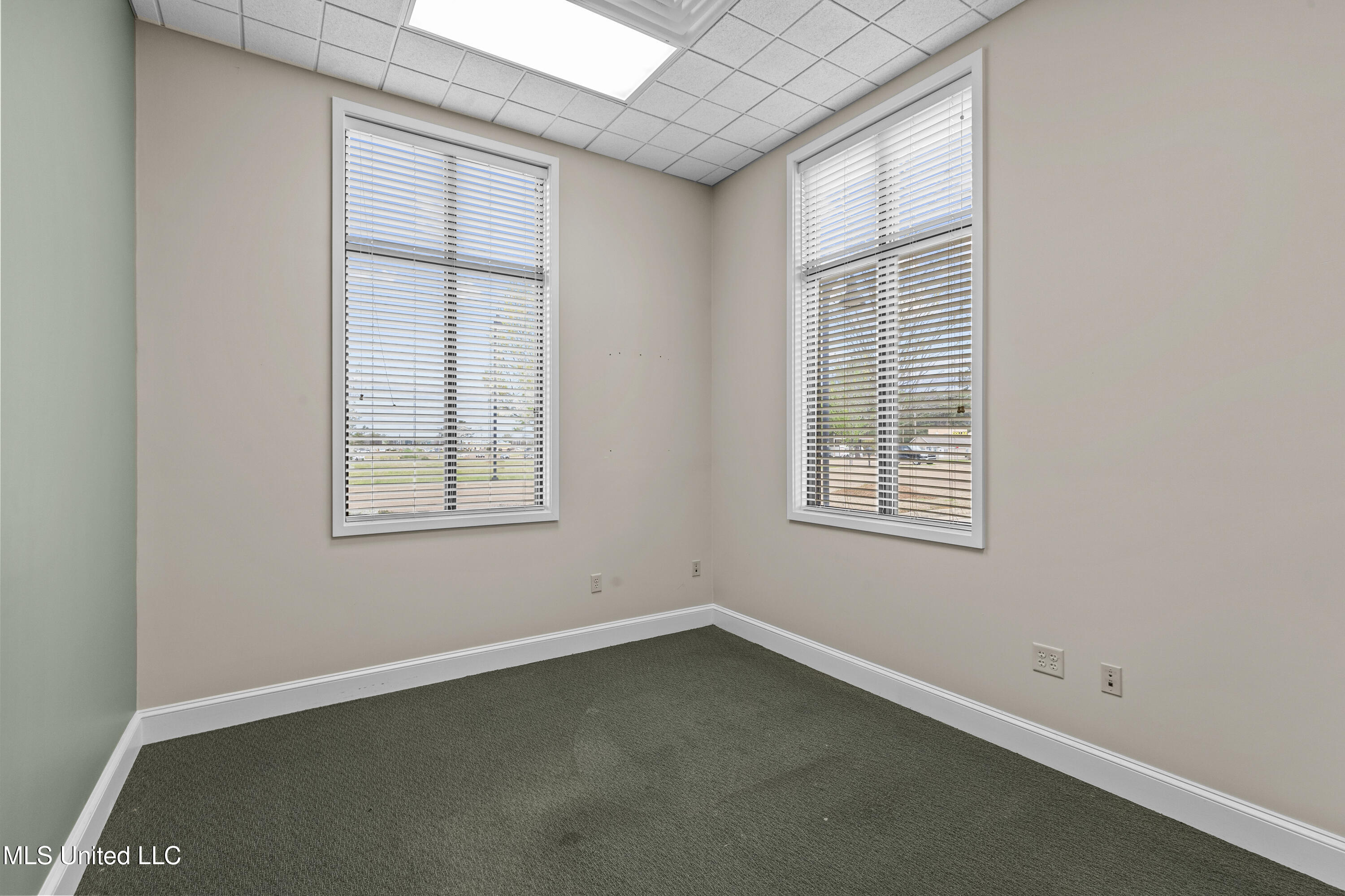 1934 Spillway Road Property Photo 14