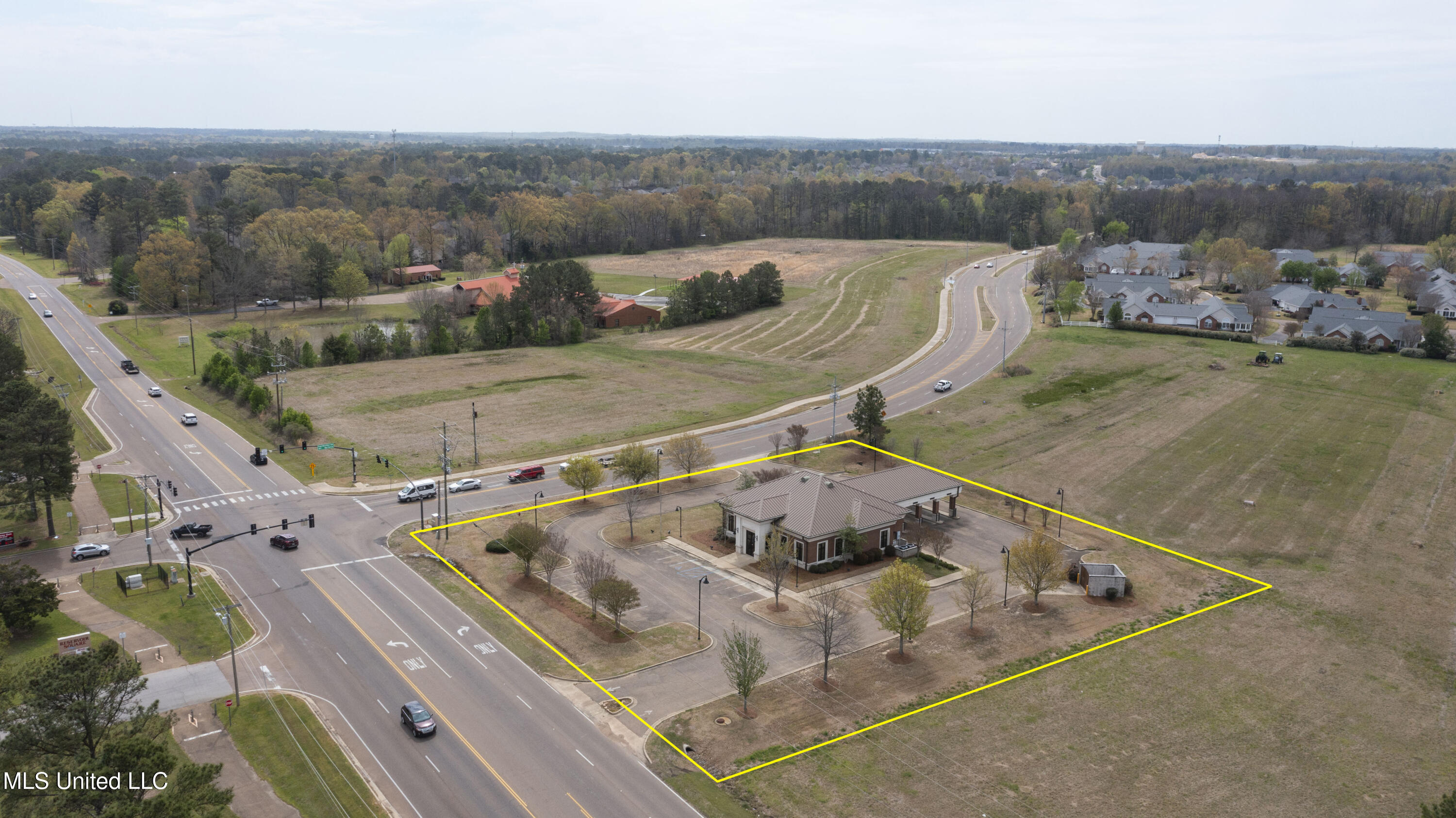 1934 Spillway Road Property Photo 40