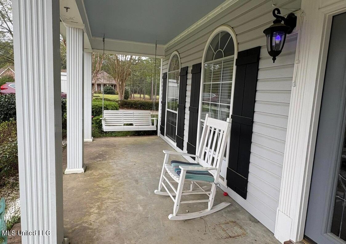 1216 Dr Campbell Drive Property Photo 2