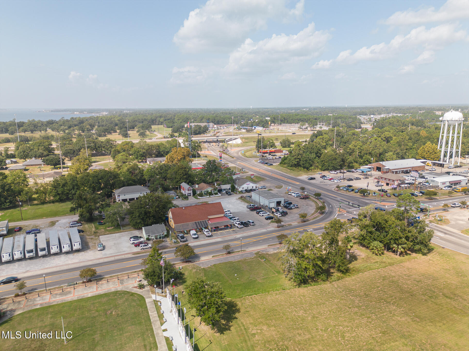 10034 Central Avenue Property Photo 9