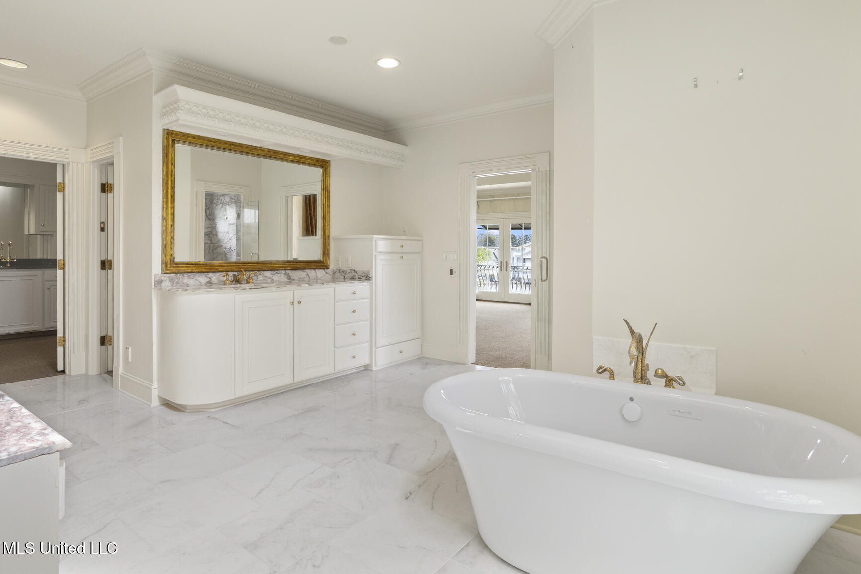 133 Overlook Pointe Drive Drive Property Photo 44