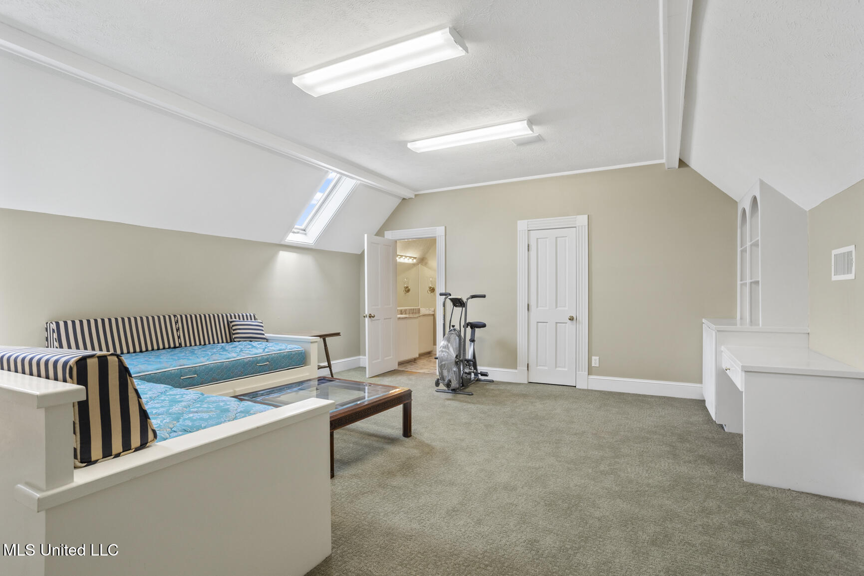 133 Overlook Pointe Drive Drive Property Photo 48