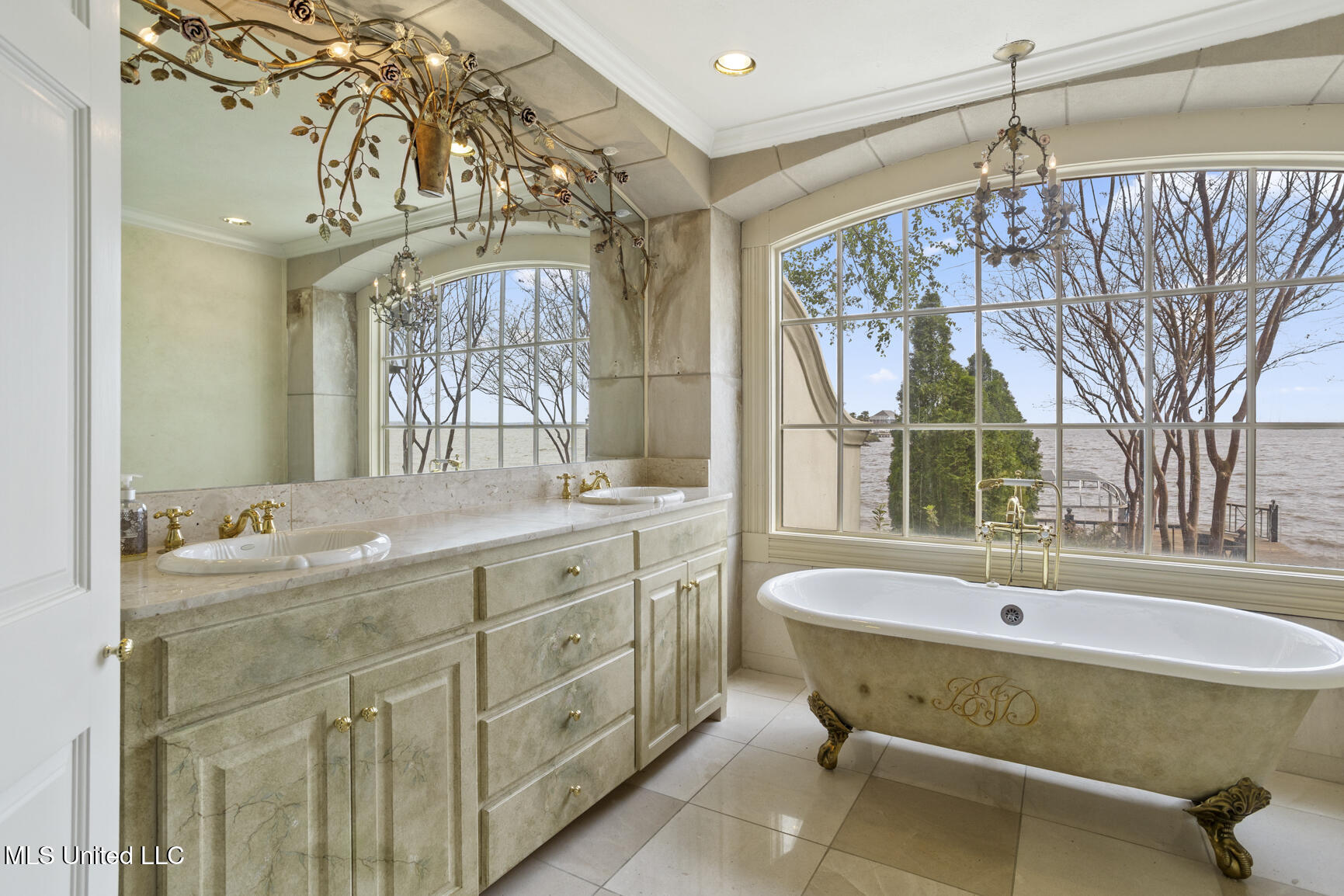 133 Overlook Pointe Drive Drive Property Photo 53