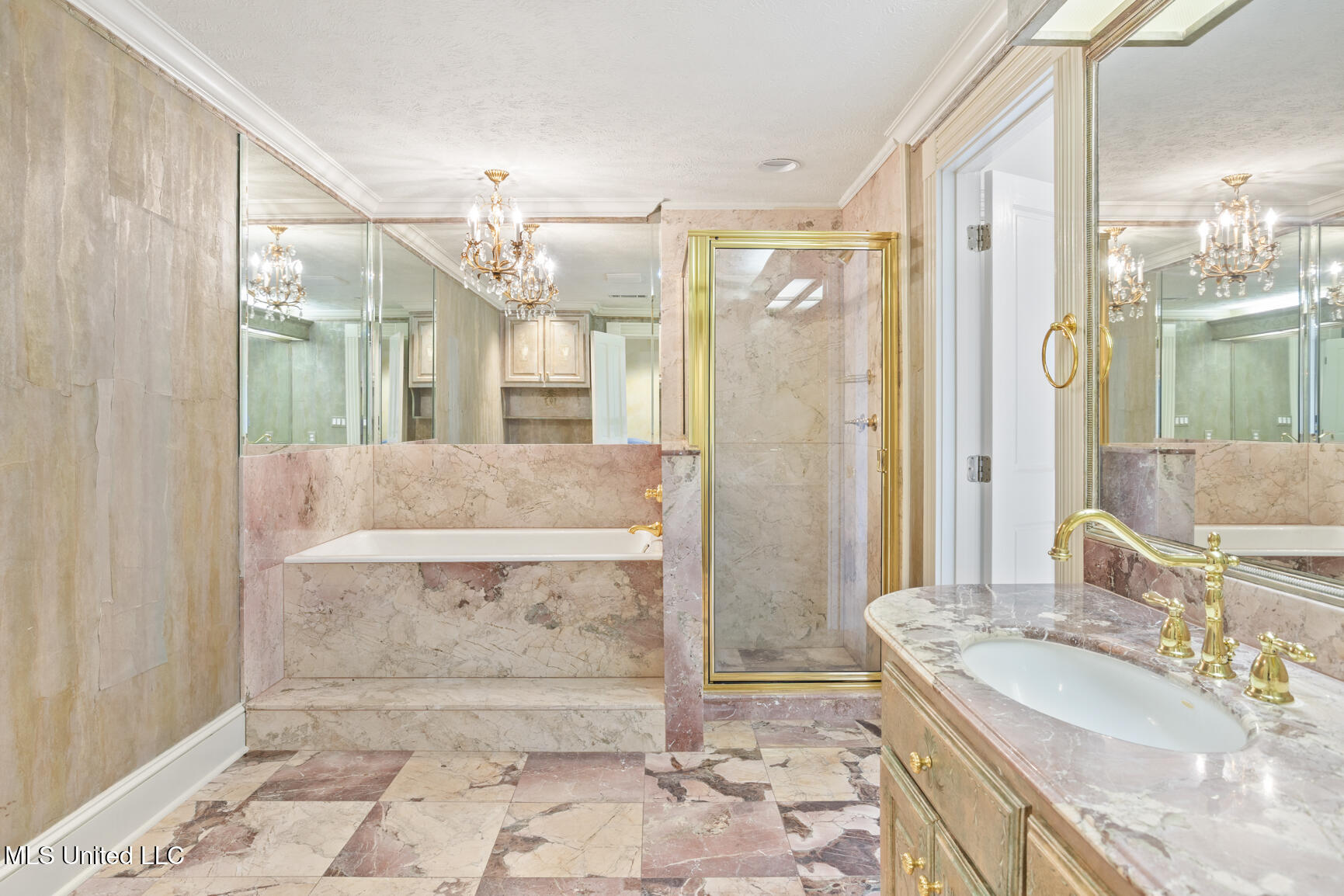 133 Overlook Pointe Drive Drive Property Photo 55