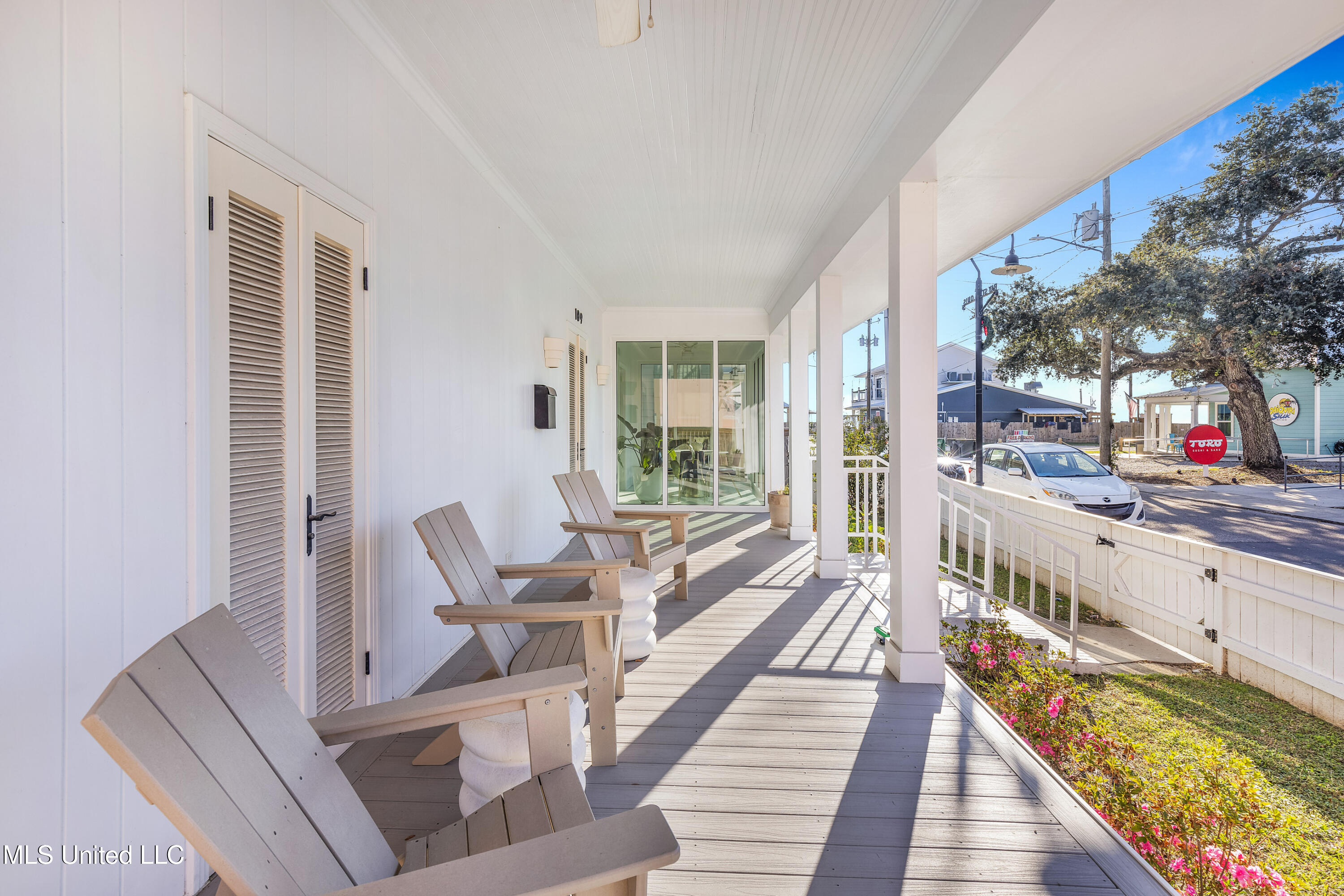 109 Court Street Property Photo 7