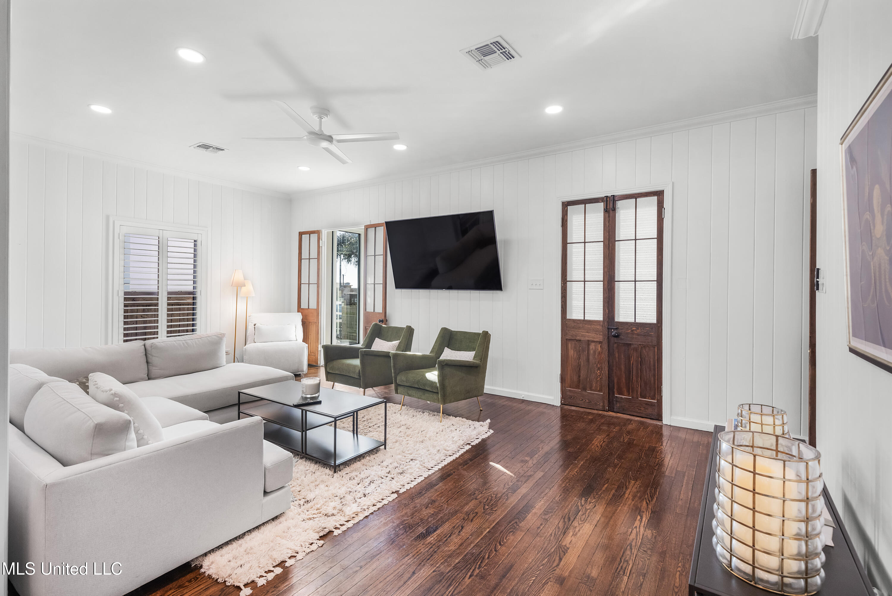 109 Court Street Property Photo 8