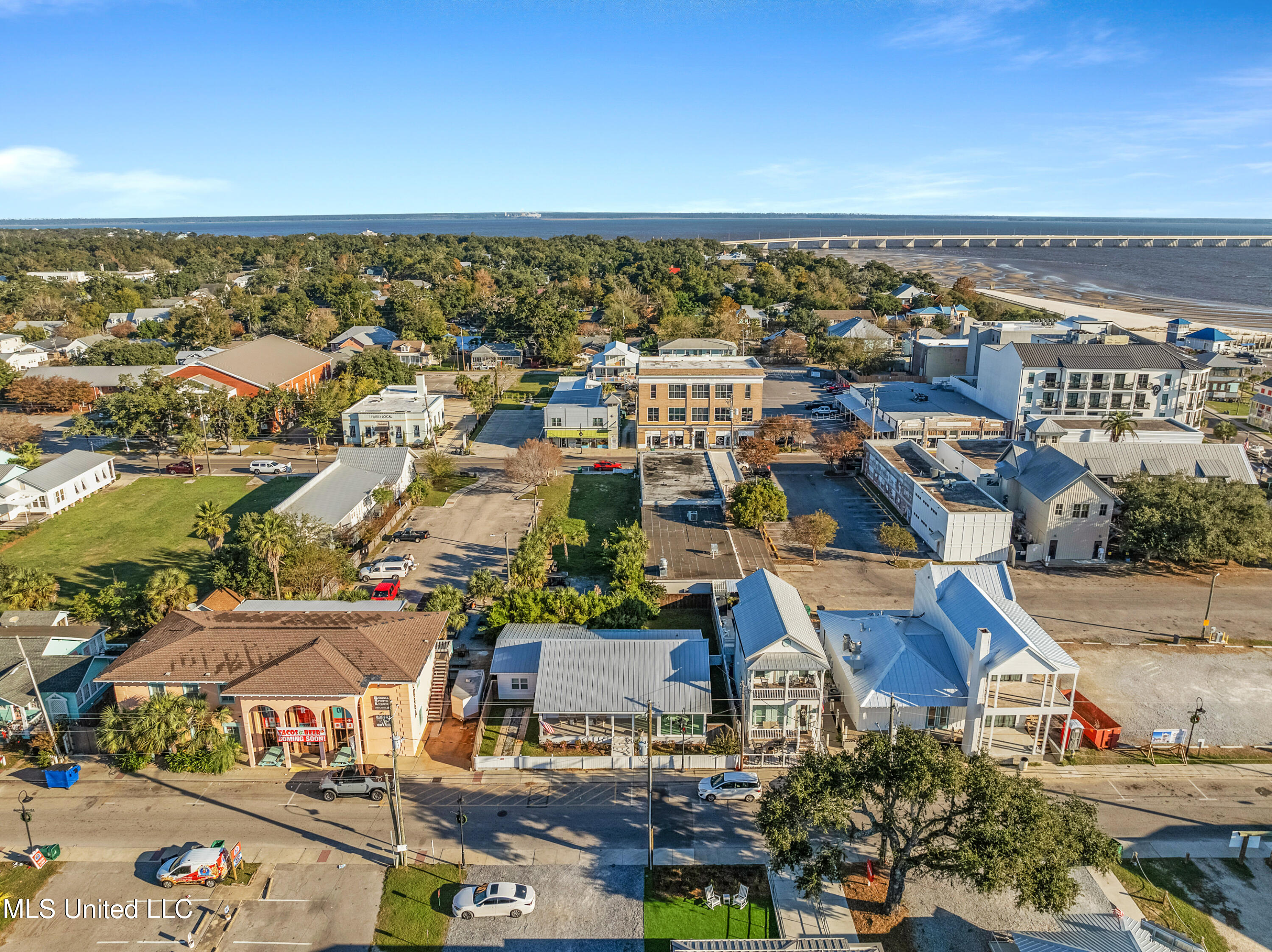 109 Court Street Property Photo 43