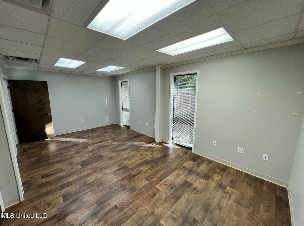 232 St Paul Street Property Photo 4