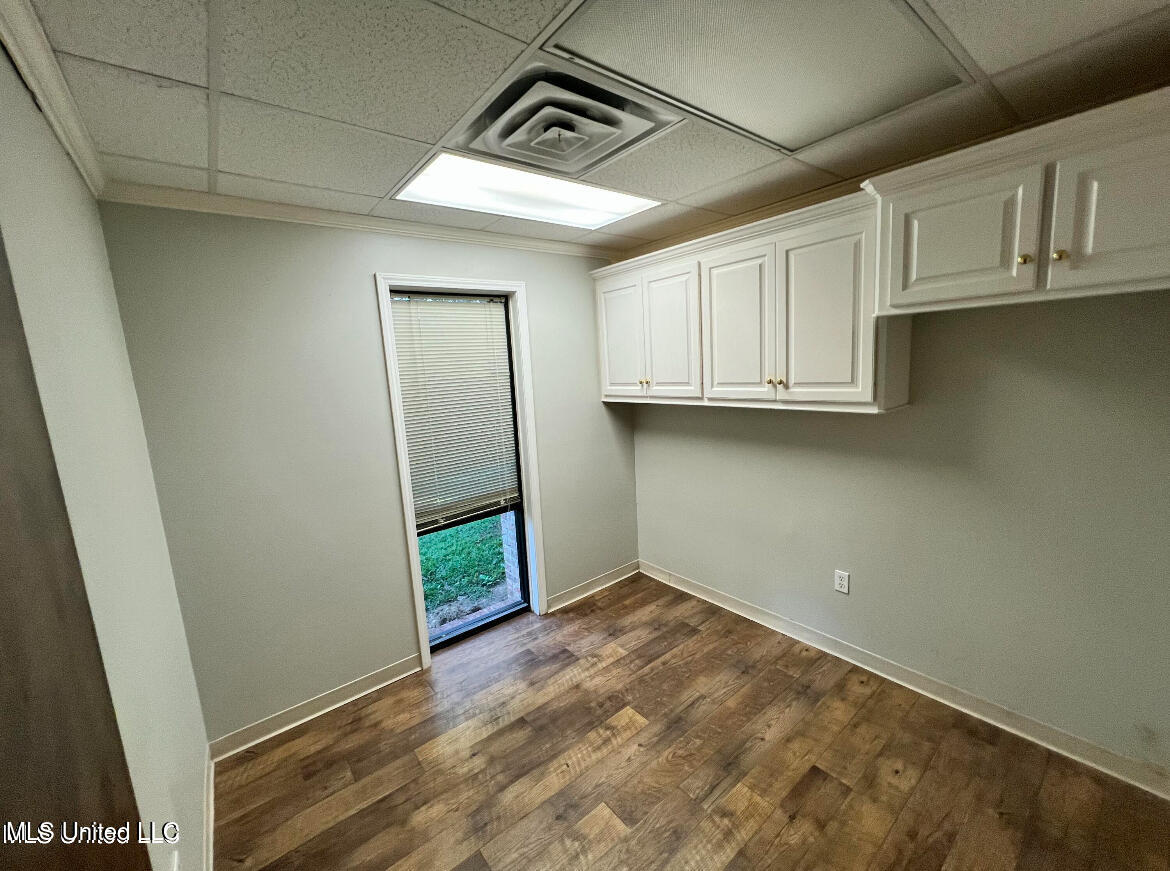 232 St Paul Street Property Photo 8