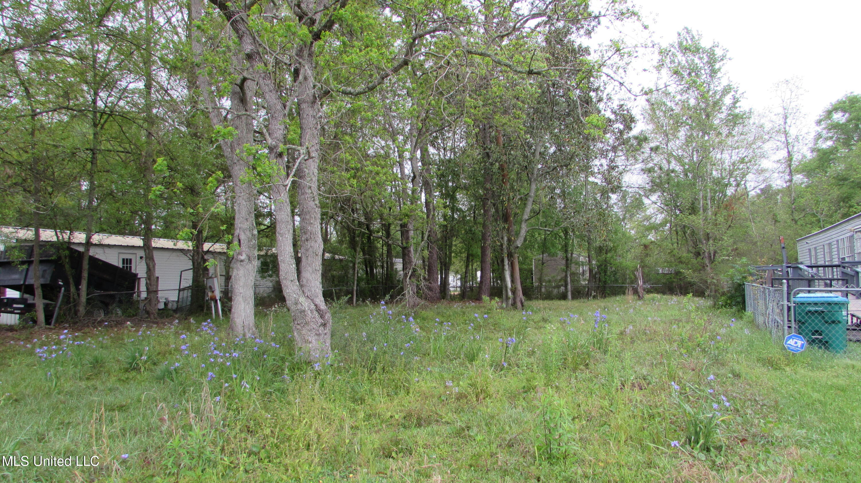 Karen Court Property Photo 1