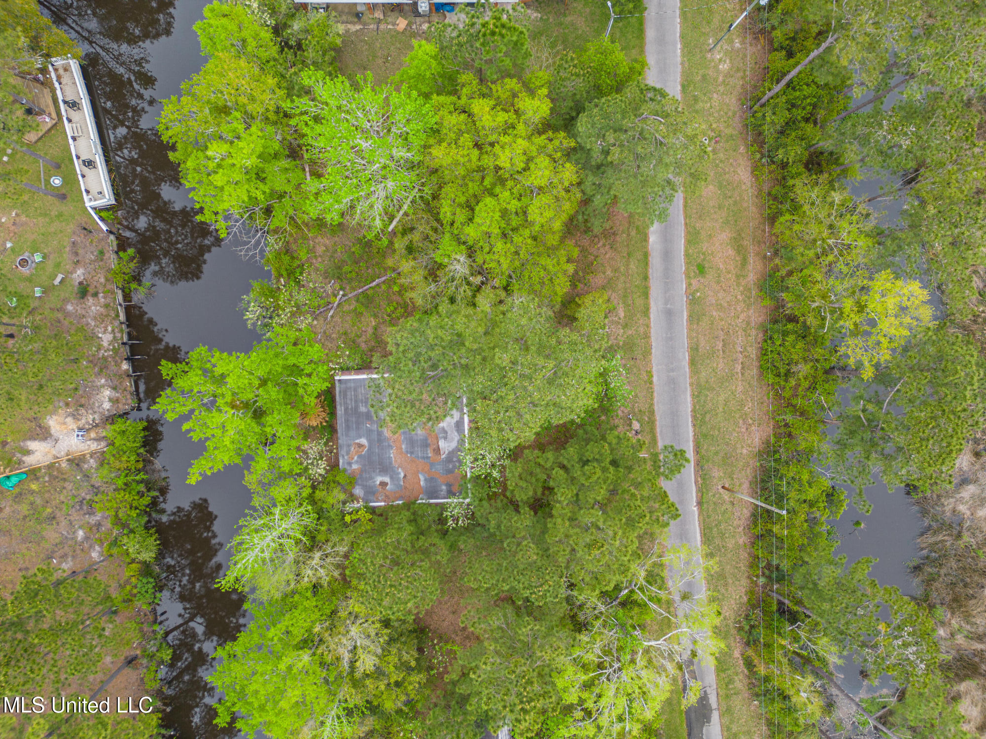 11308 Lake Drive Property Photo 11