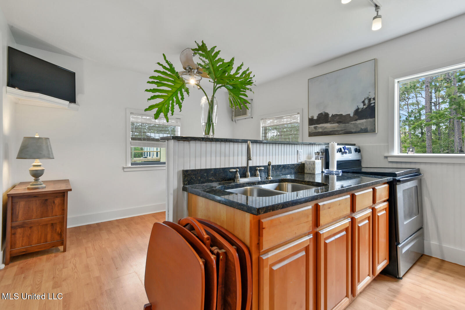 10091 River Drive Property Photo 10