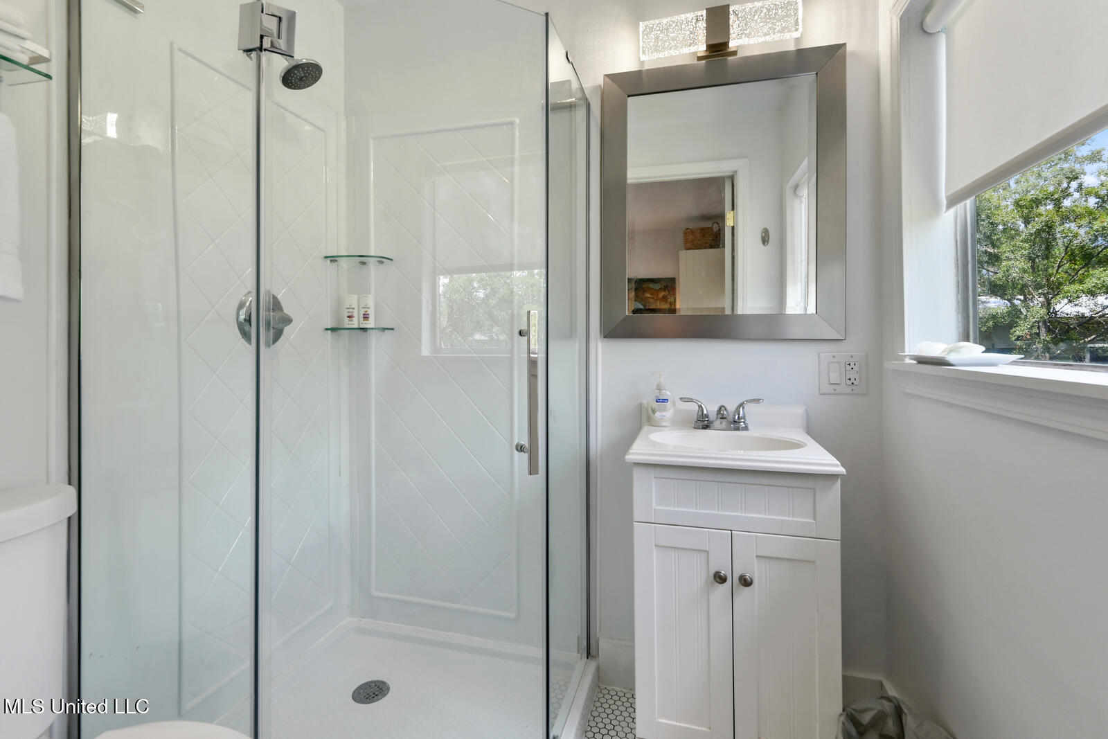 10091 River Drive Property Photo 13