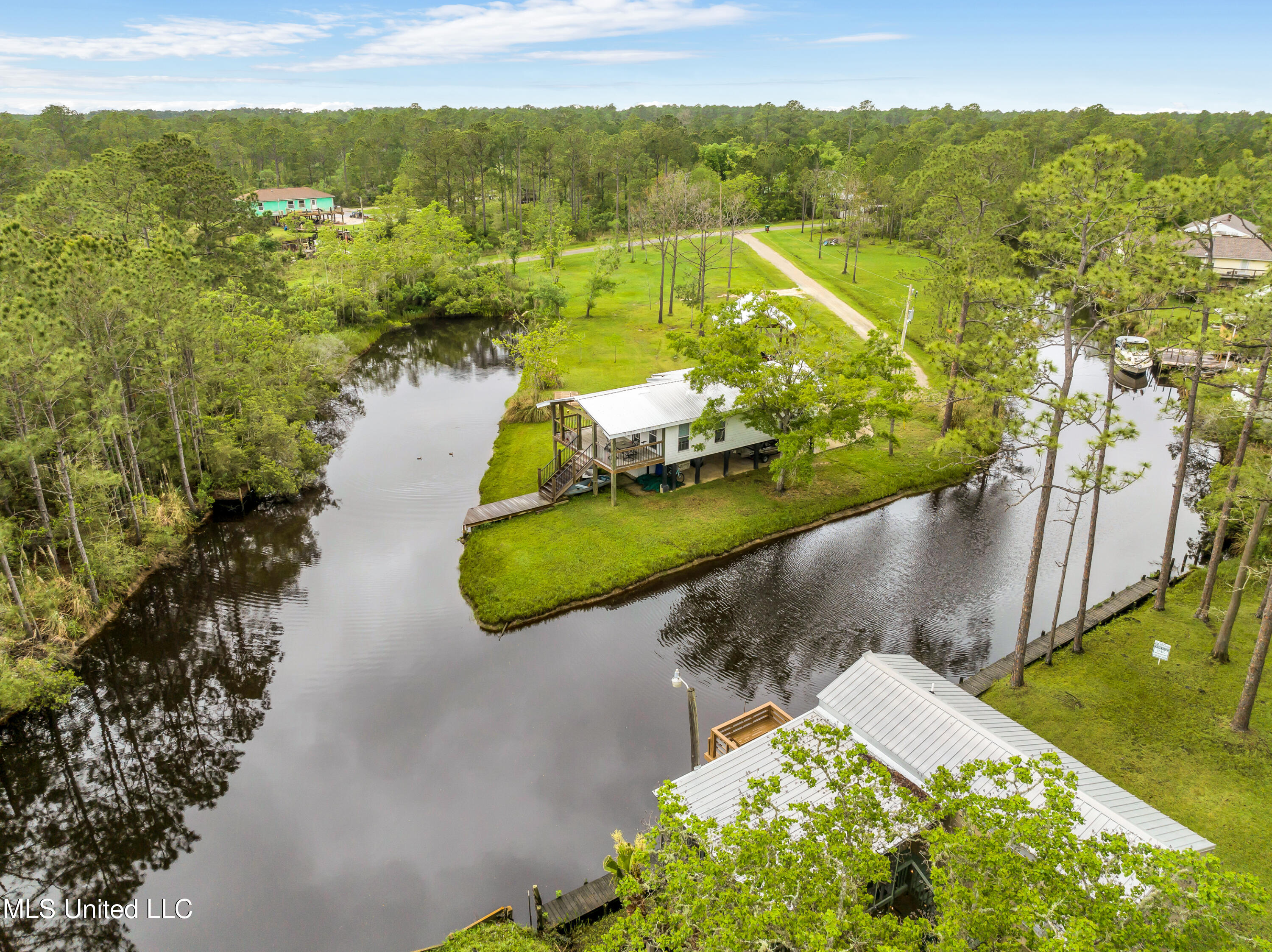 10091 River Drive Property Photo 18