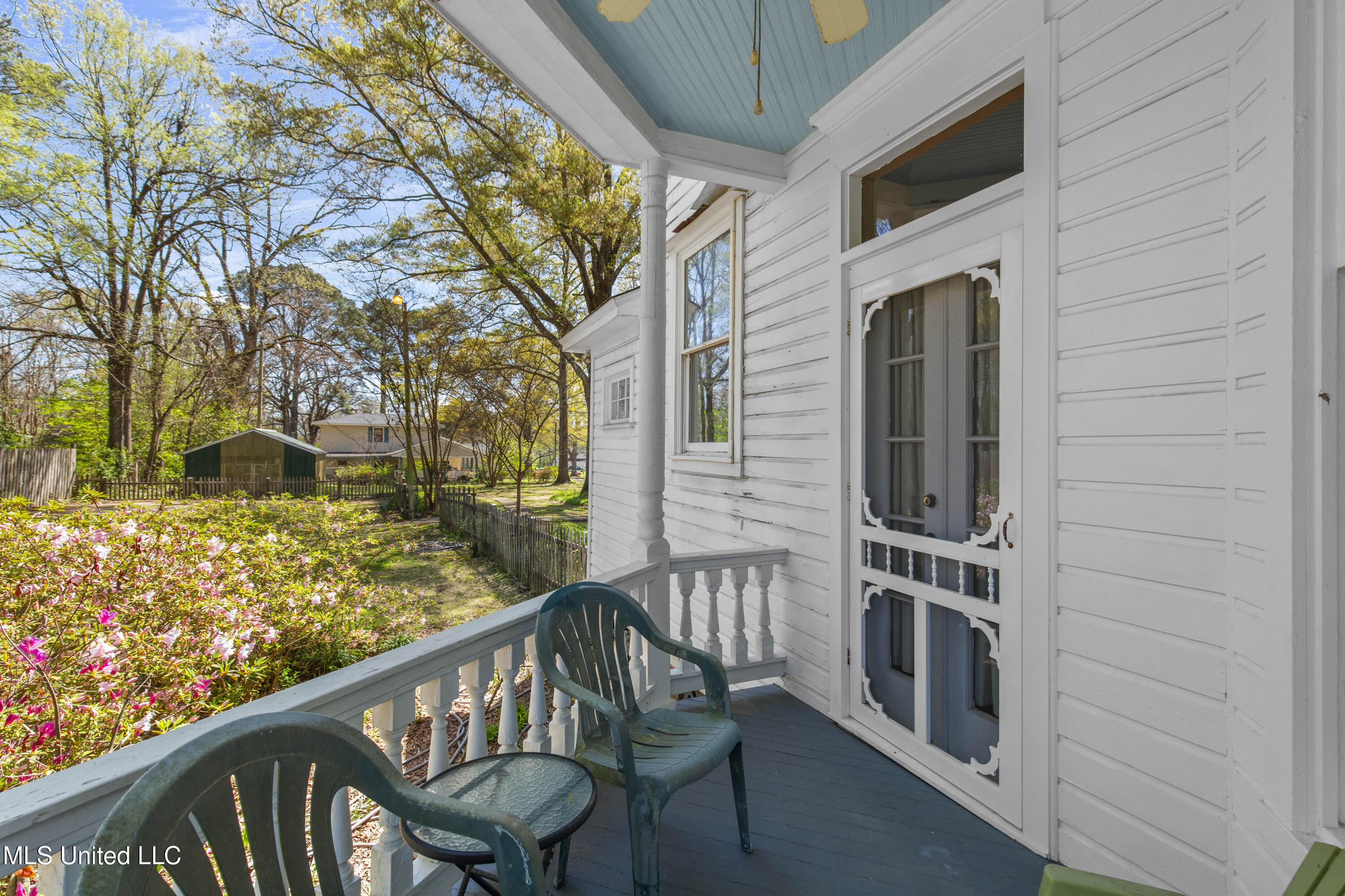 140 E Semmes Street Property Photo 12