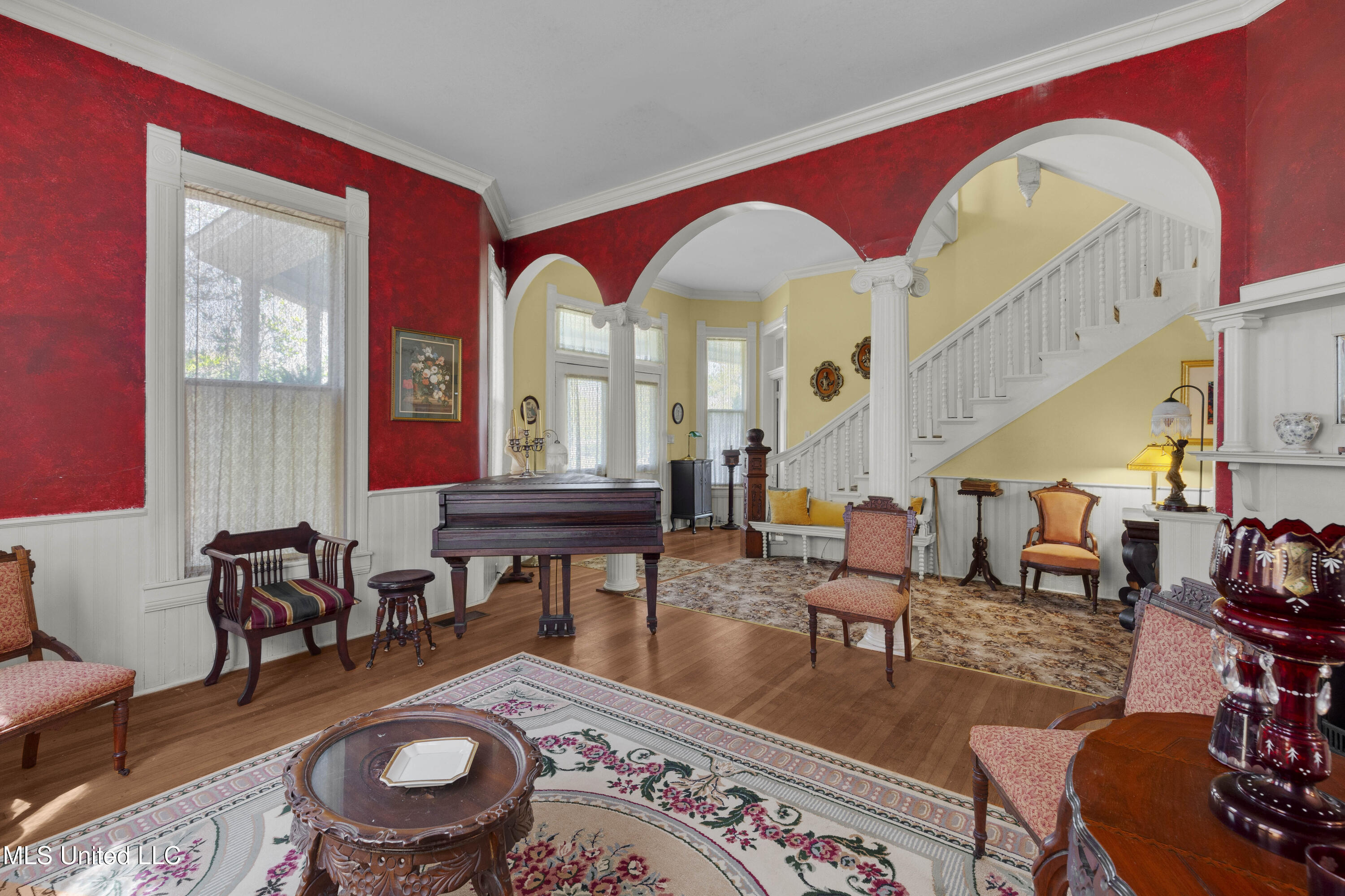 140 E Semmes Street Property Photo 25