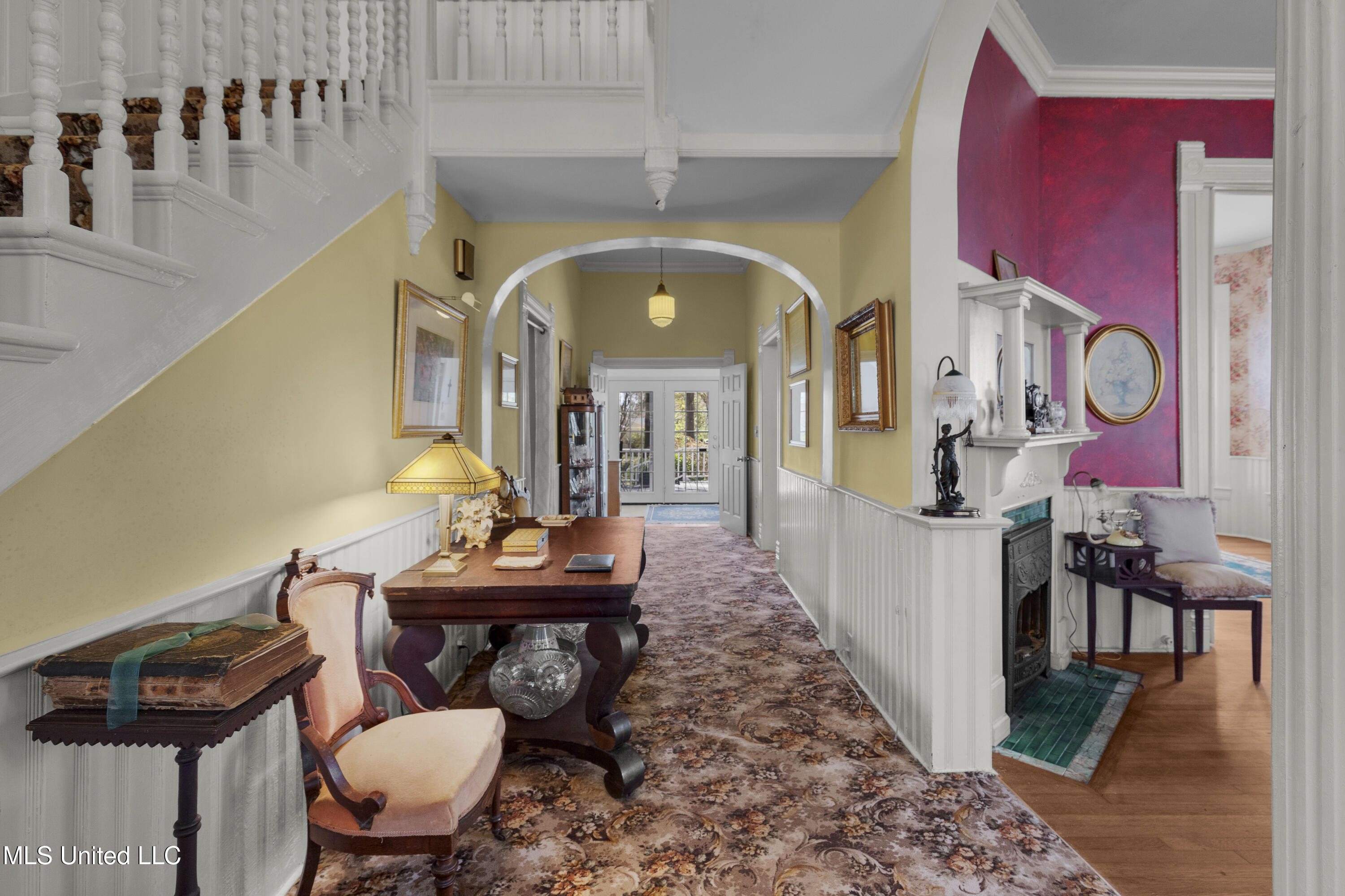 140 E Semmes Street Property Photo 27