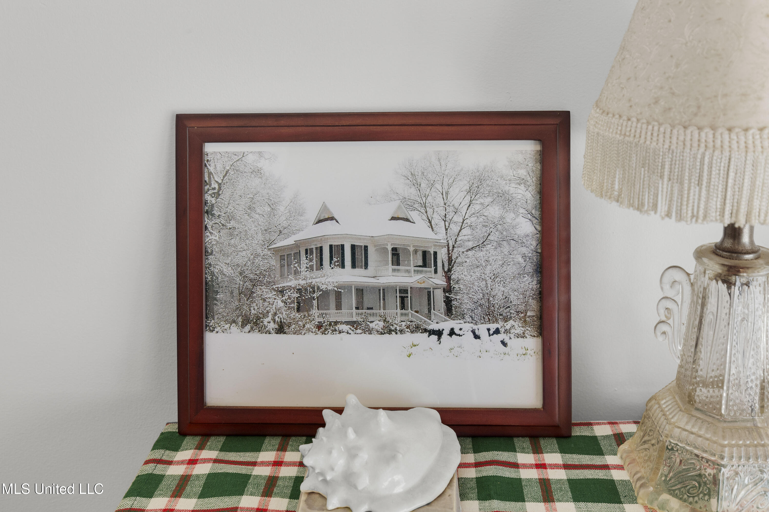 140 E Semmes Street Property Photo 45