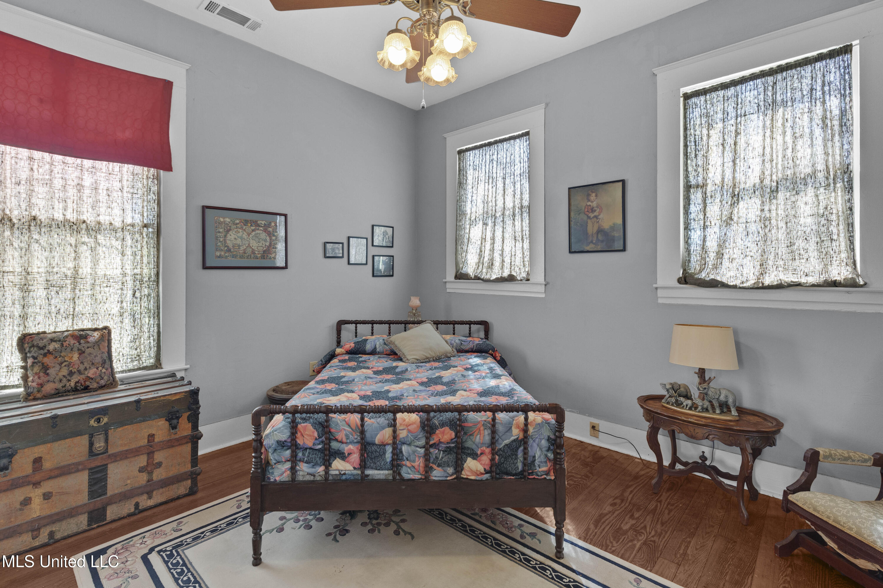 140 E Semmes Street Property Photo 65