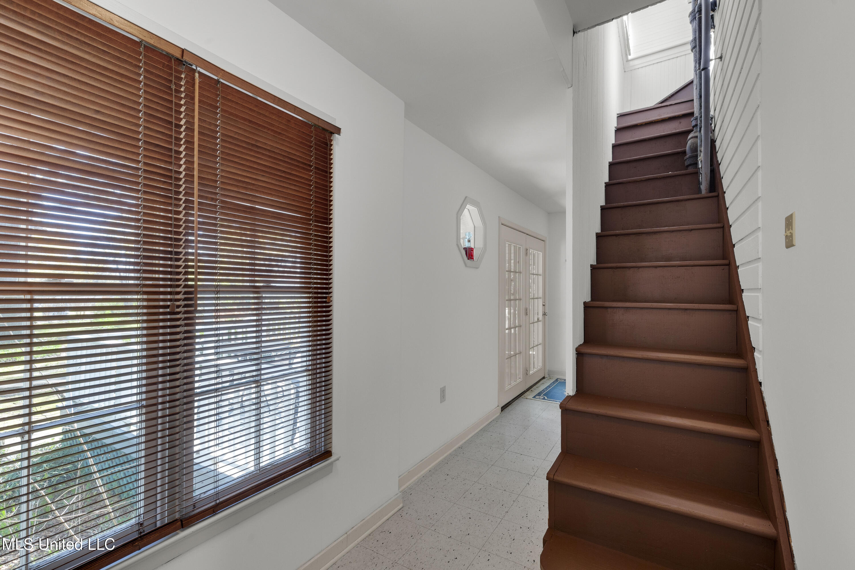 140 E Semmes Street Property Photo 69