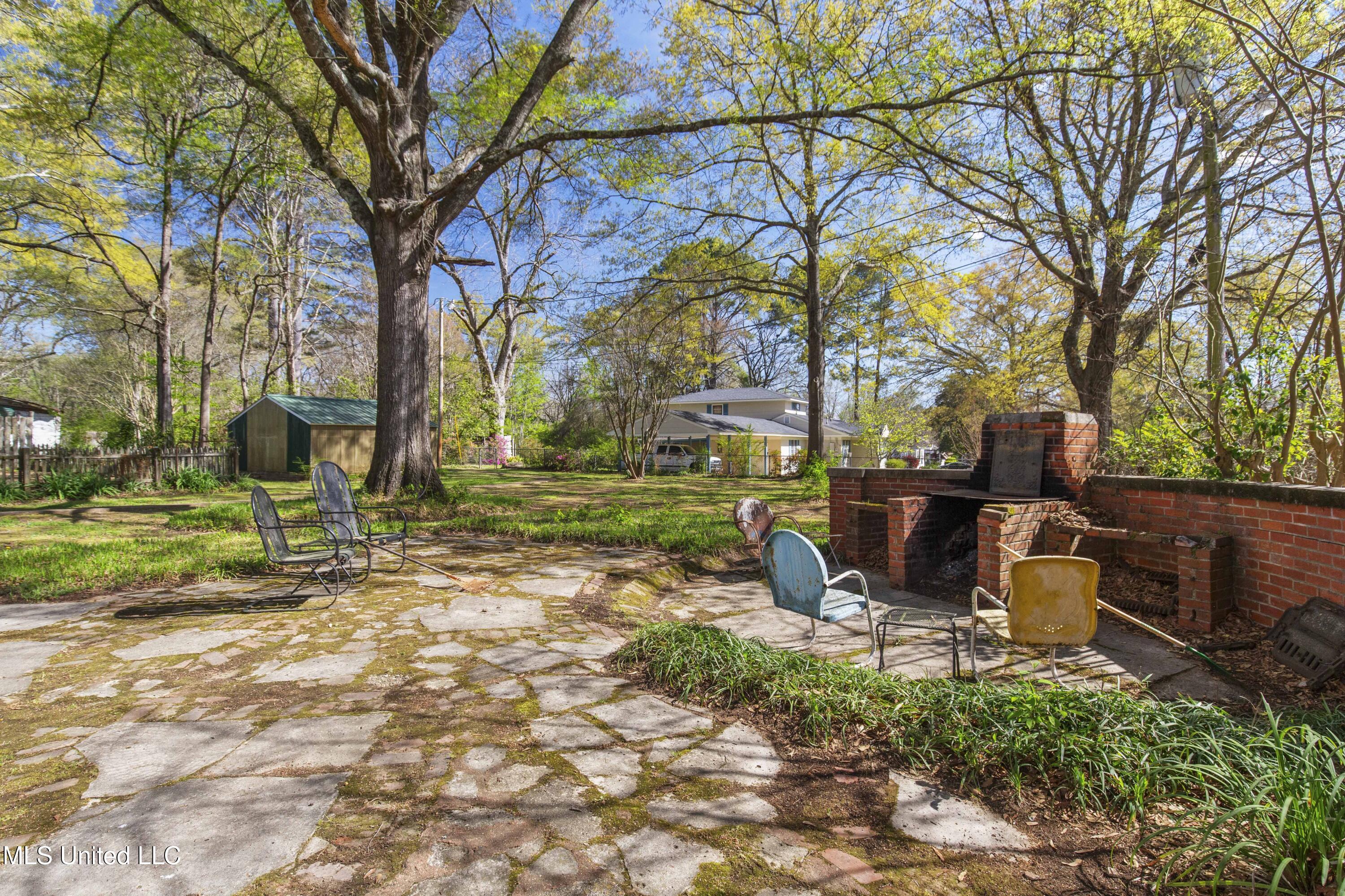 140 E Semmes Street Property Photo 70