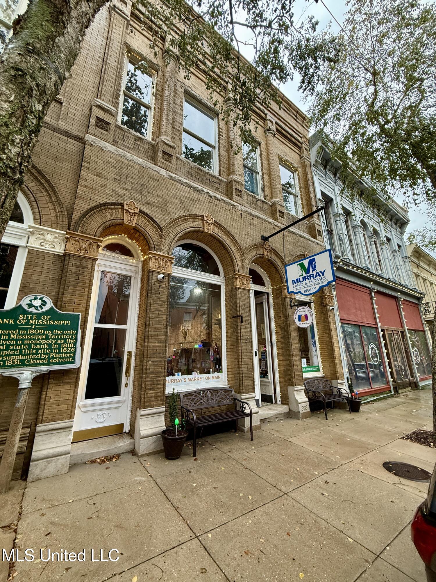 326-328 Main Street Property Photo 1