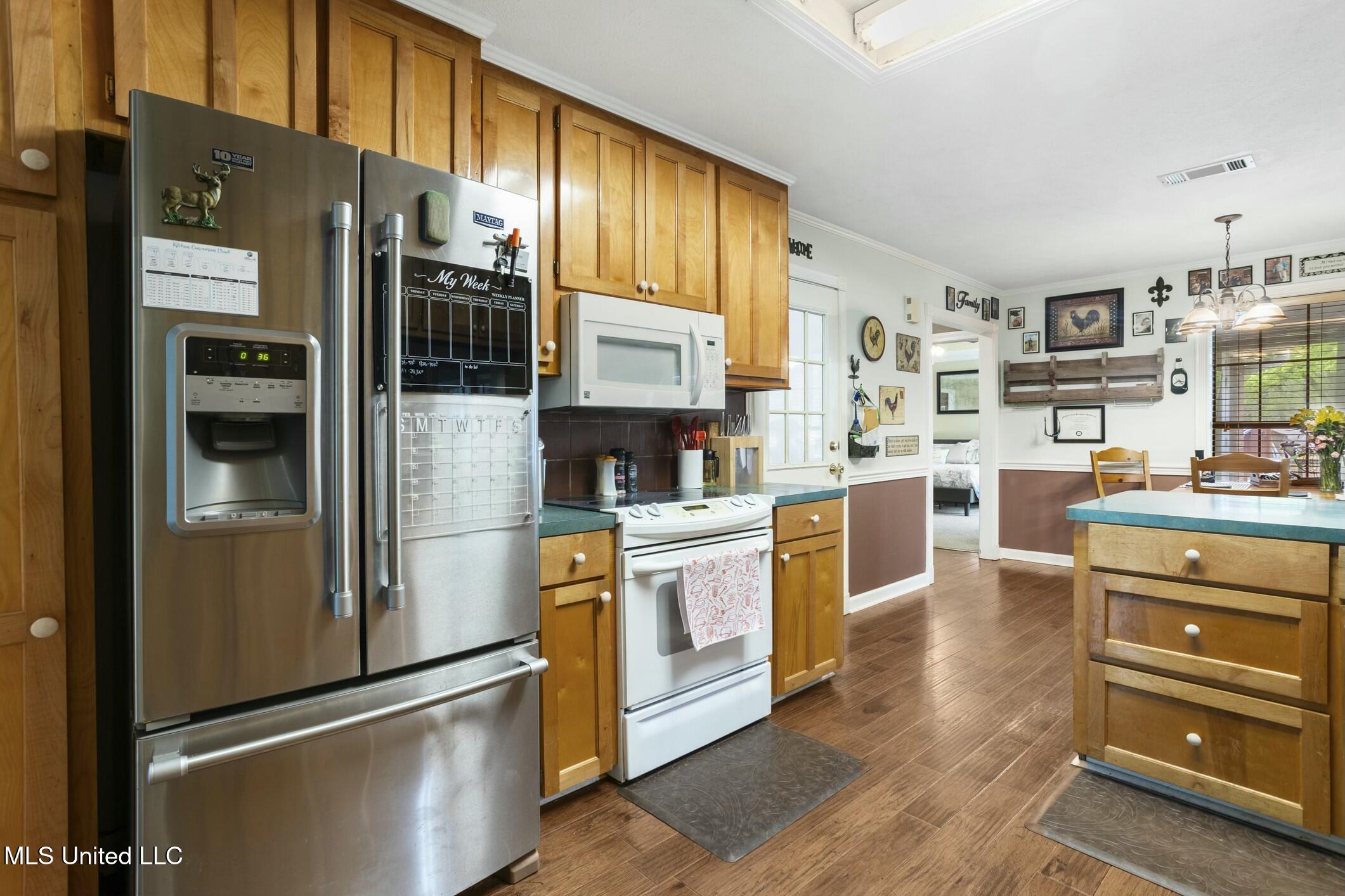137 Falcon Ridge Drive Property Photo 19