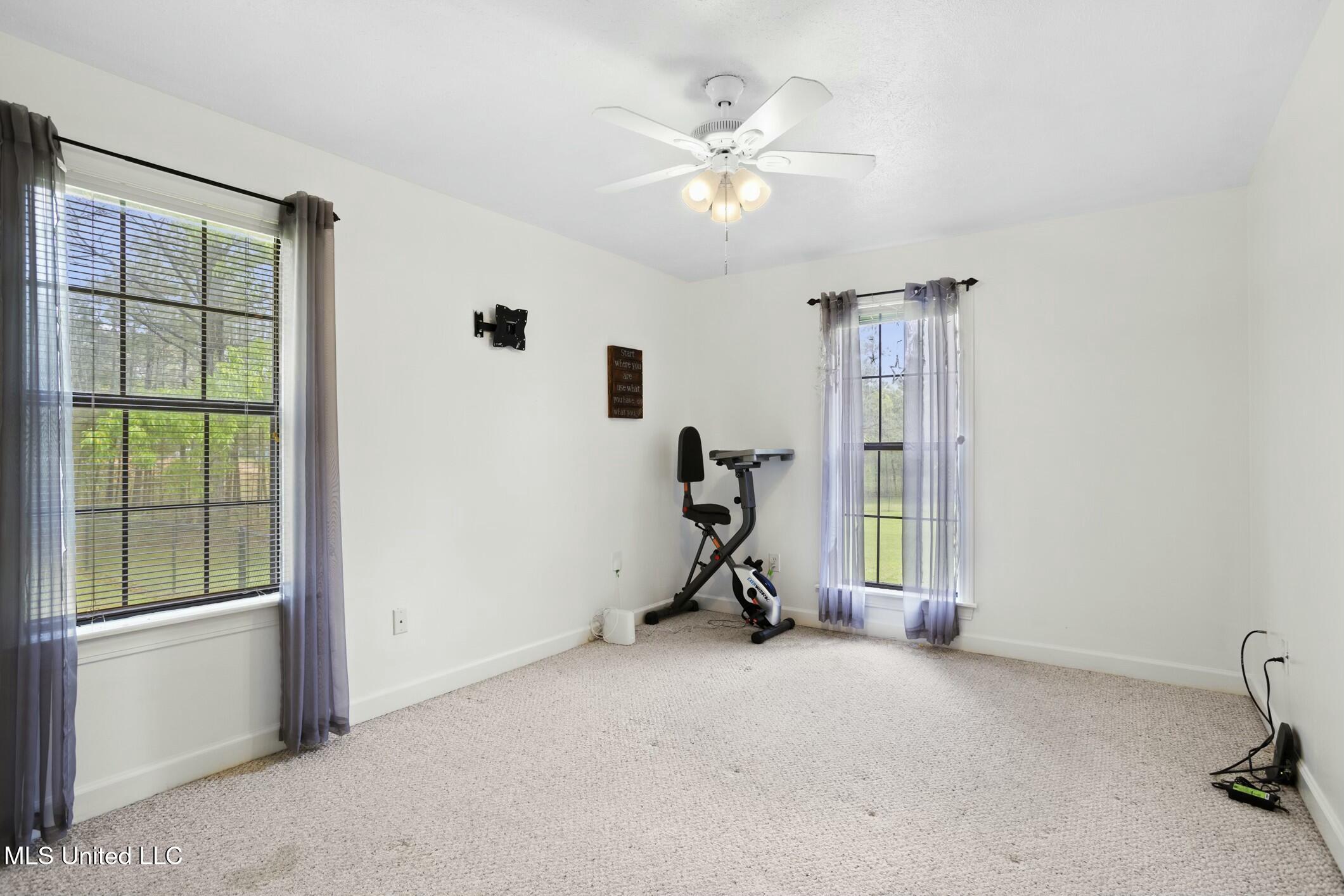 137 Falcon Ridge Drive Property Photo 24