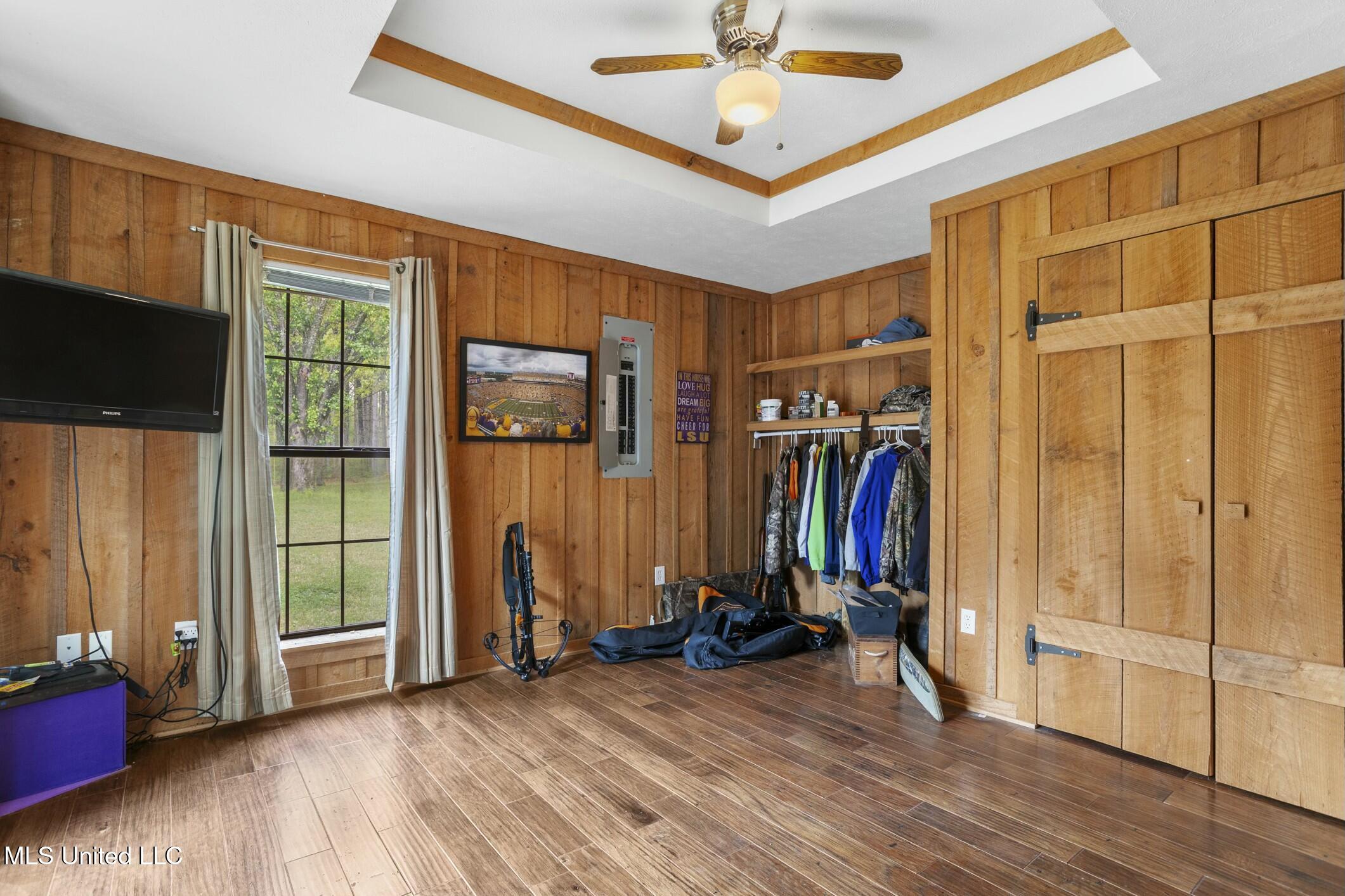 137 Falcon Ridge Drive Property Photo 27