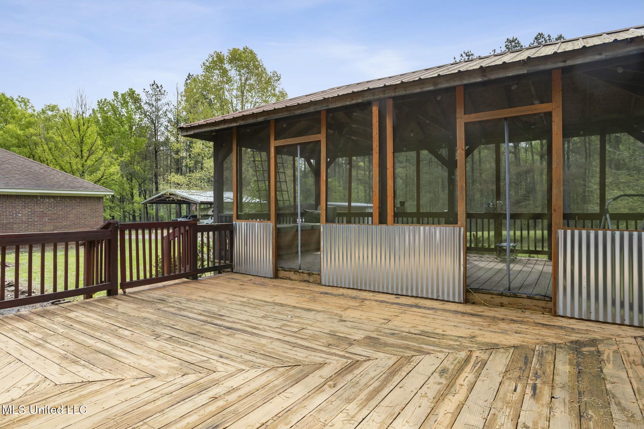 137 Falcon Ridge Drive Property Photo 31