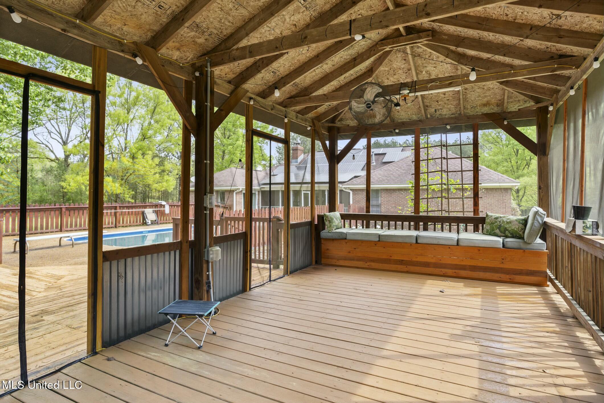 137 Falcon Ridge Drive Property Photo 32