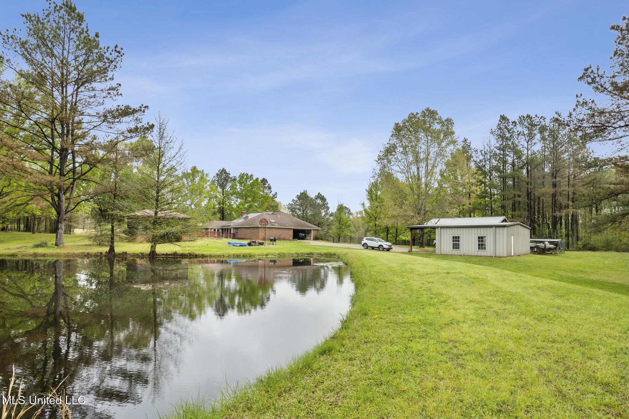 137 Falcon Ridge Drive Property Photo 37
