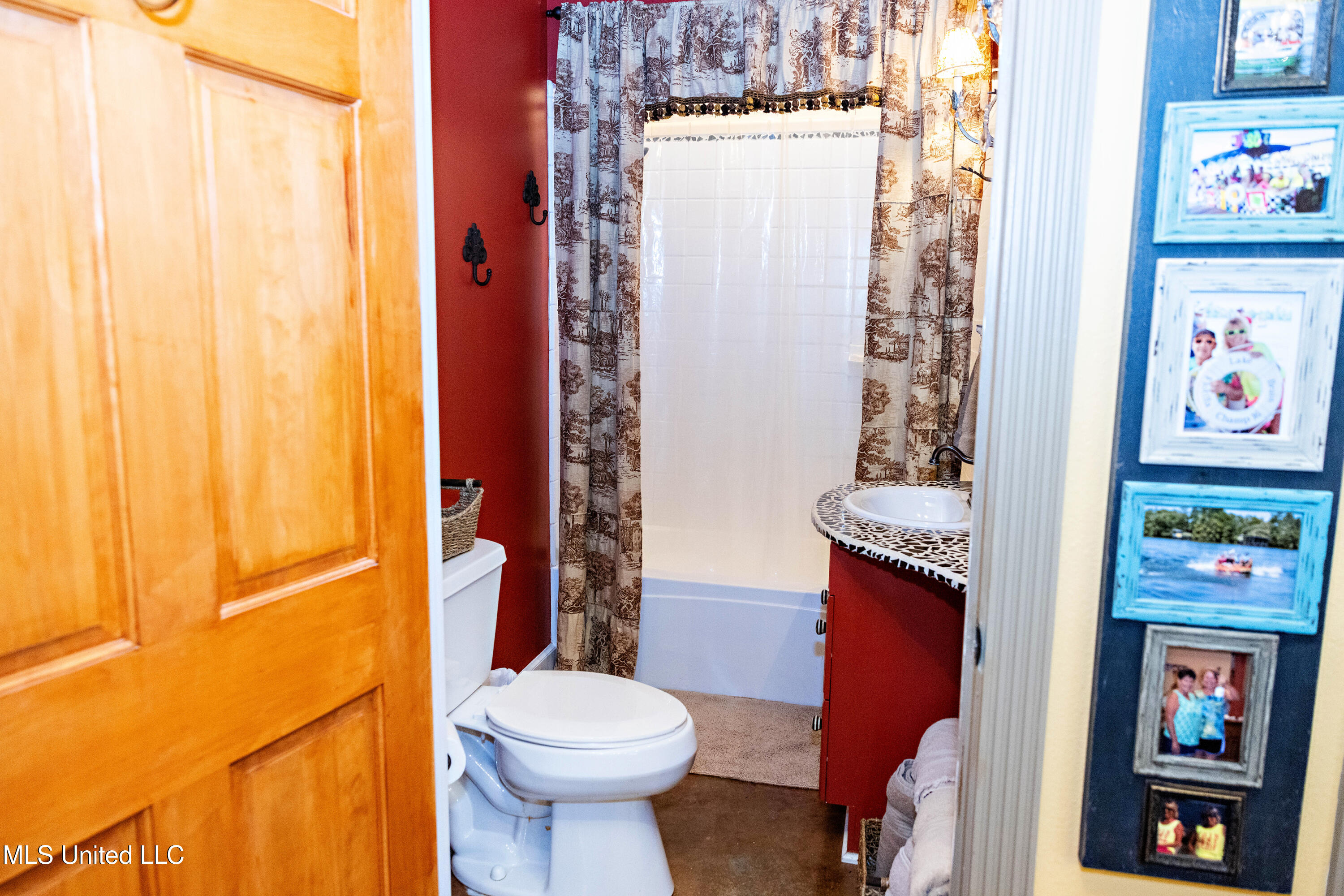 319 Osceola Road Property Photo 14